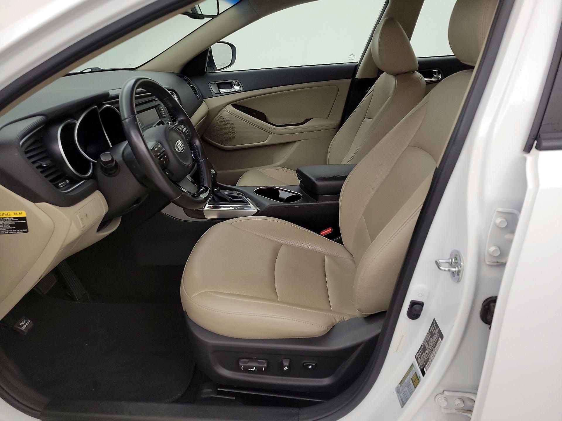 Thumbnail: 2015 Kia Optima - 11