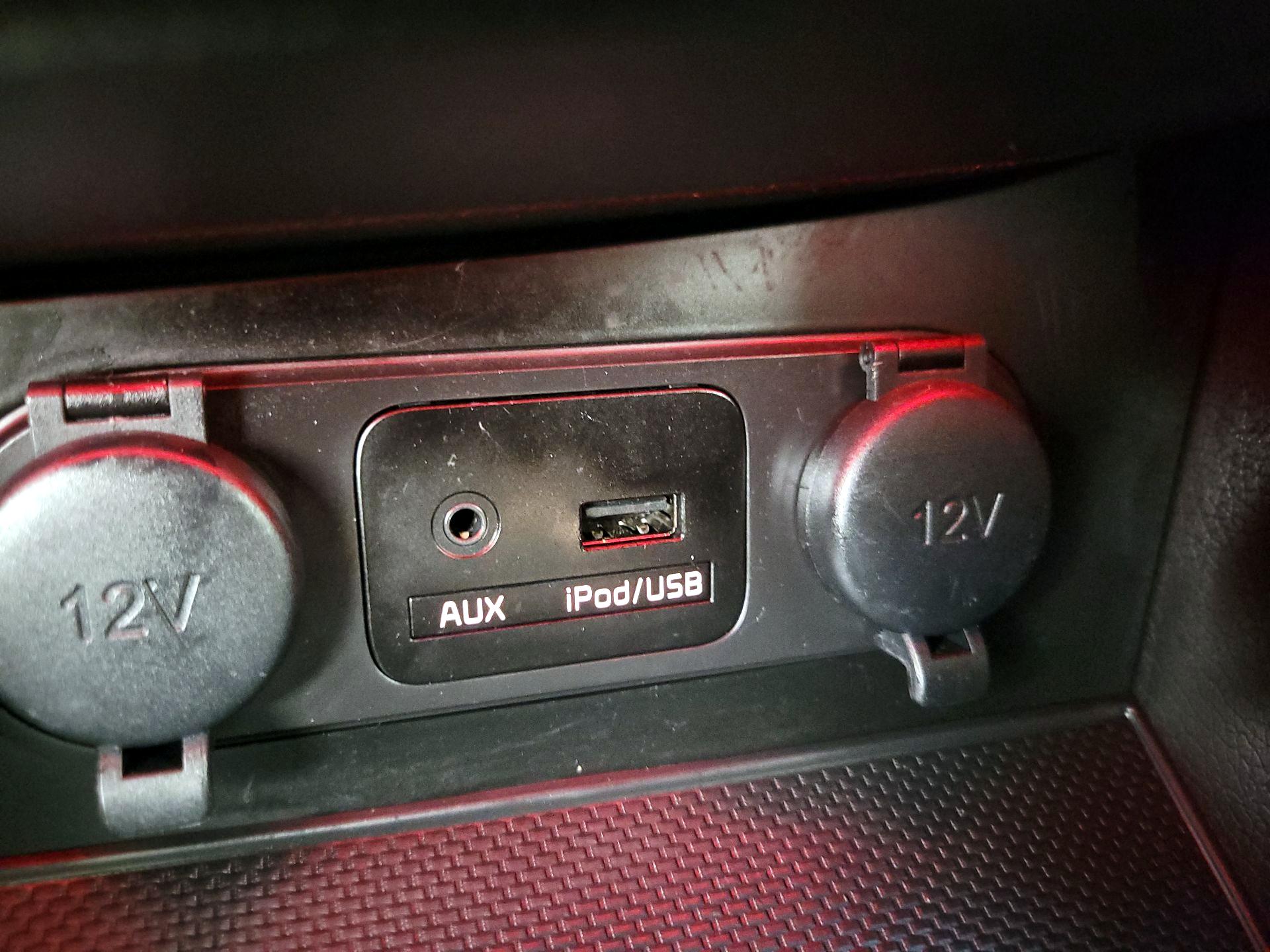 Thumbnail: 2015 Kia Optima - 17