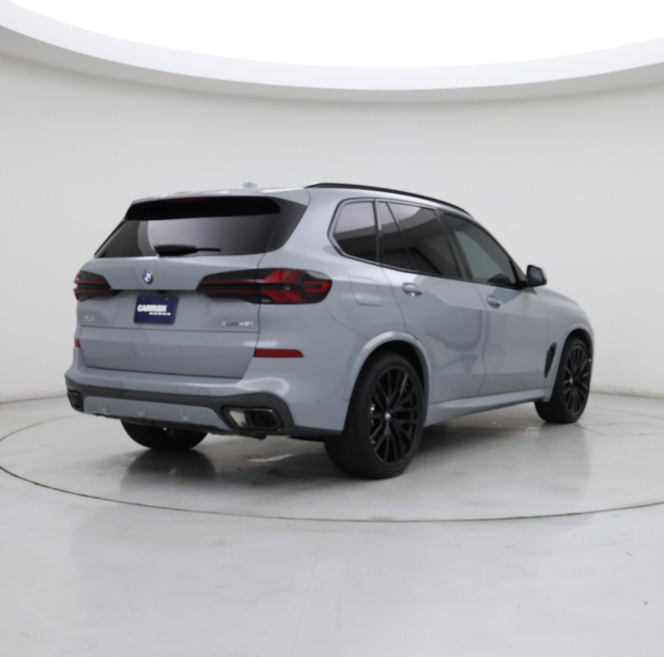 Thumbnail: 2026 BMW X5 - 8