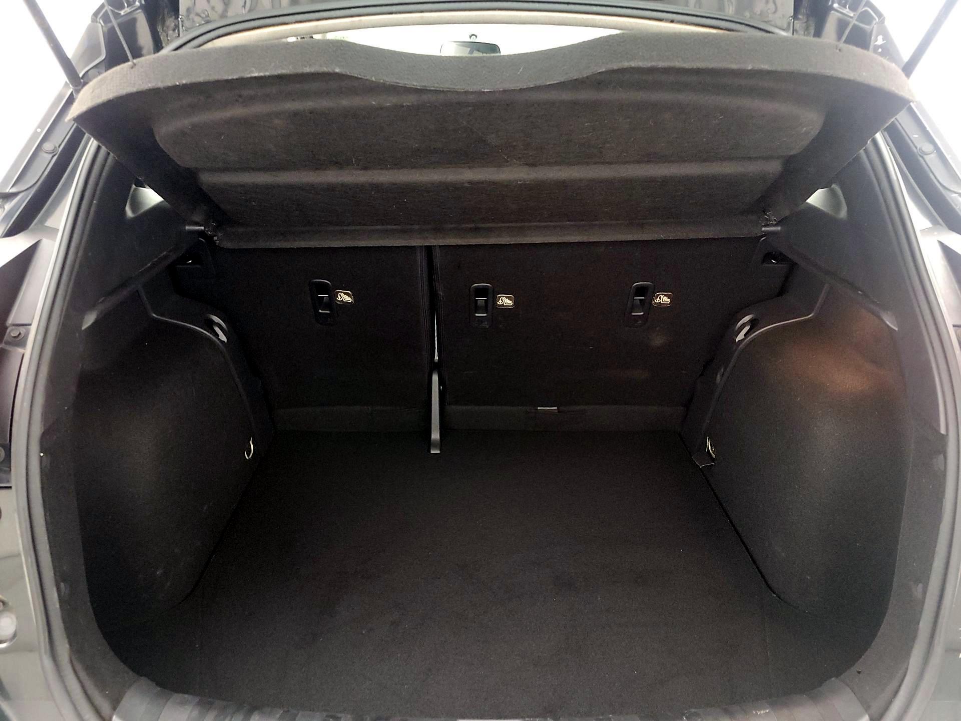 Thumbnail: 2018 Nissan Kicks - 20