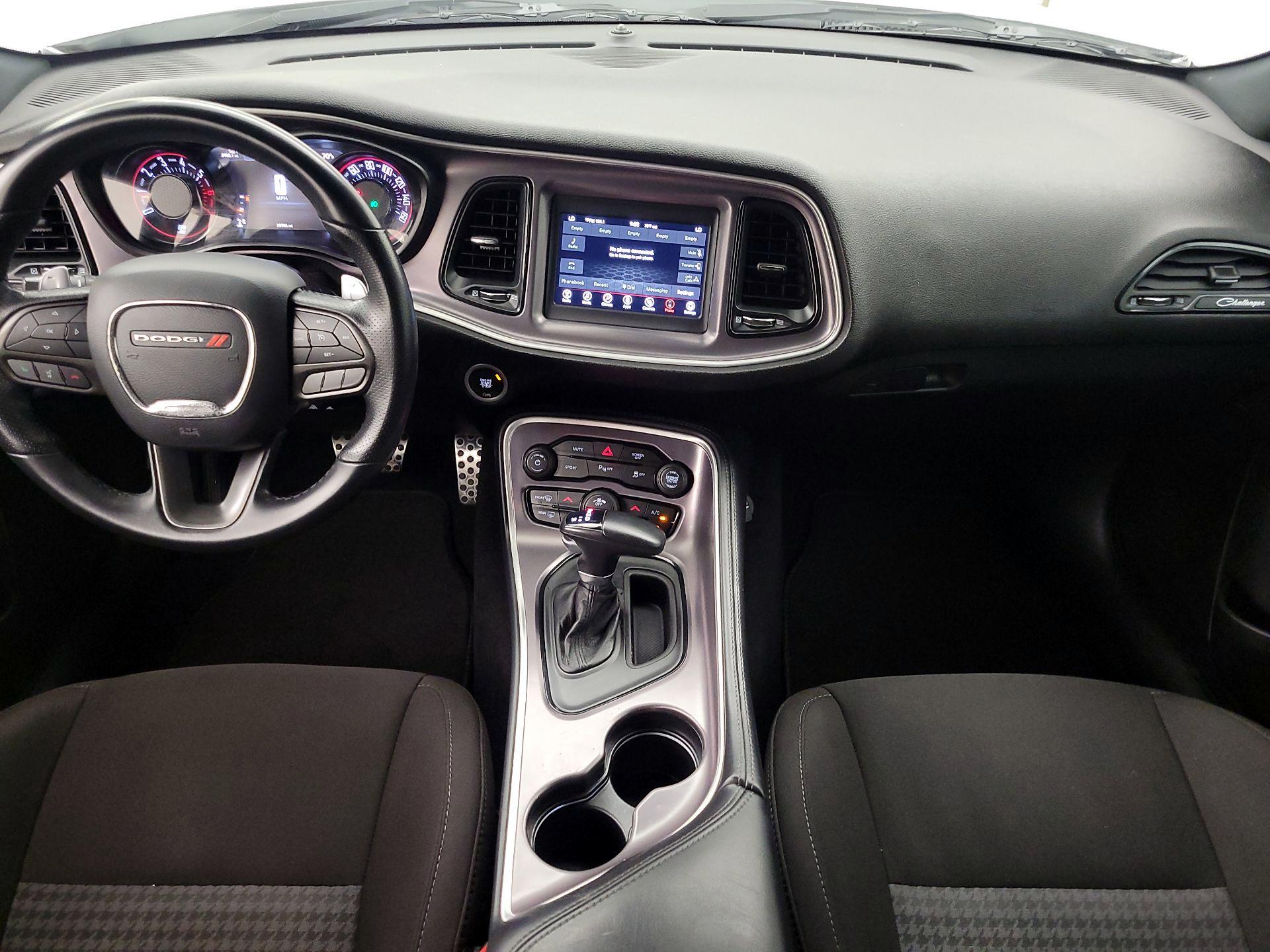 Thumbnail: 2021 Dodge Challenger - 9