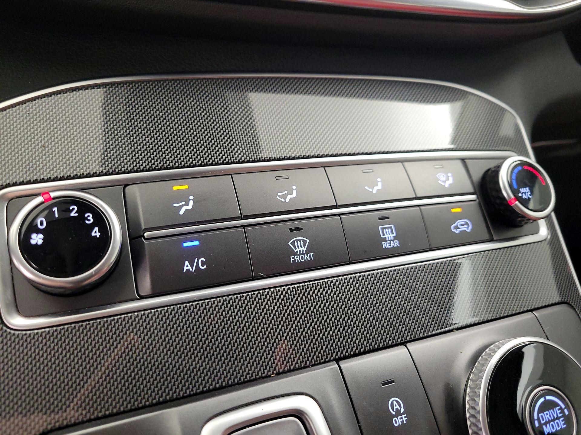 Thumbnail: 2022 Hyundai Santa Fe - 16