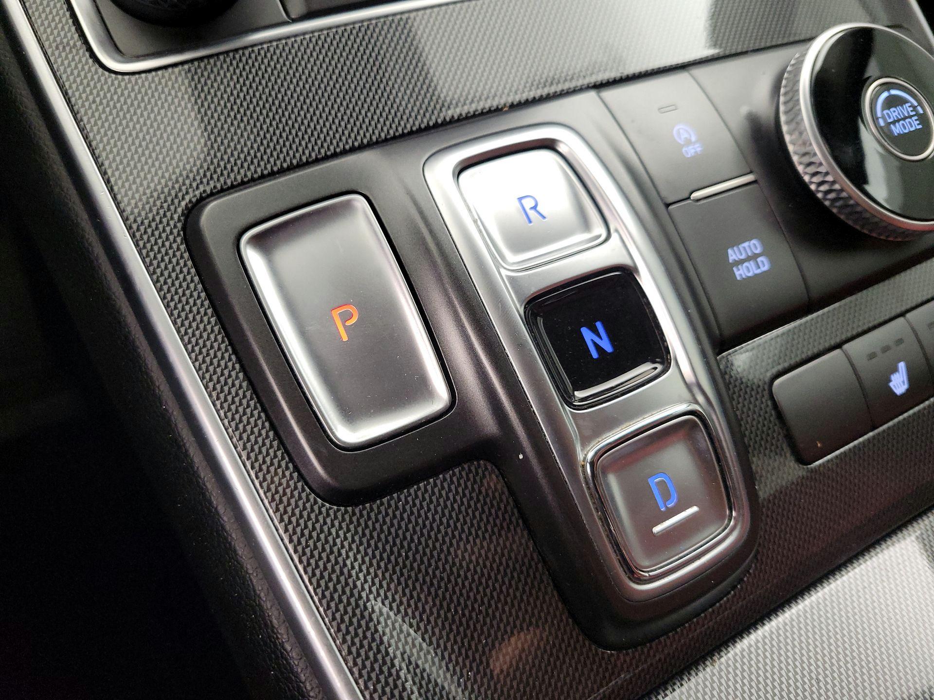 Thumbnail: 2022 Hyundai Santa Fe - 17