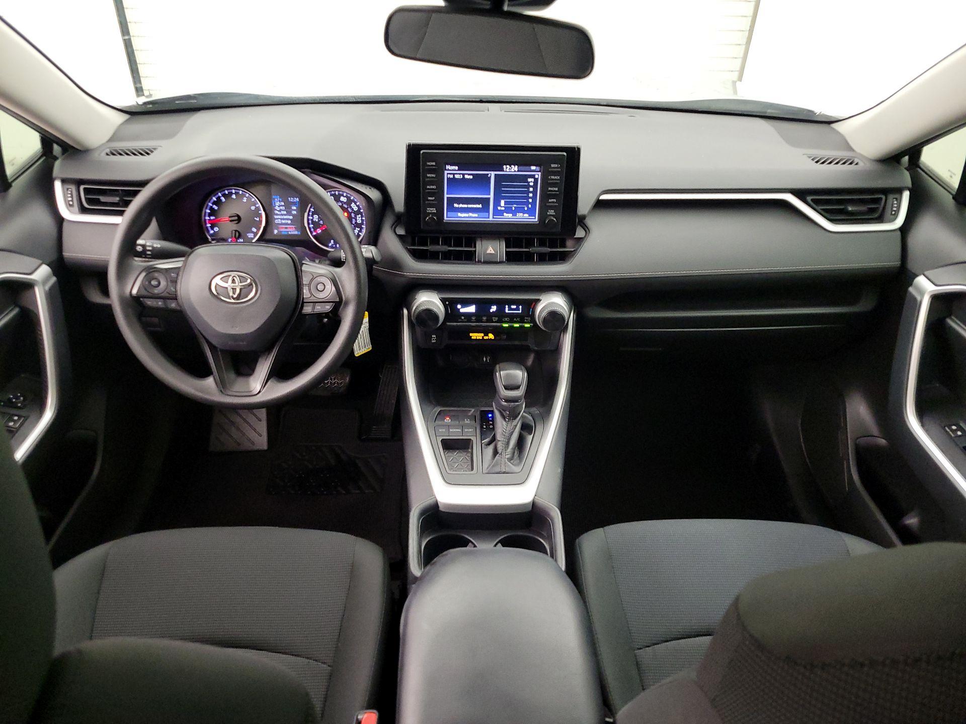 Thumbnail: 2019 Toyota RAV4 - 9