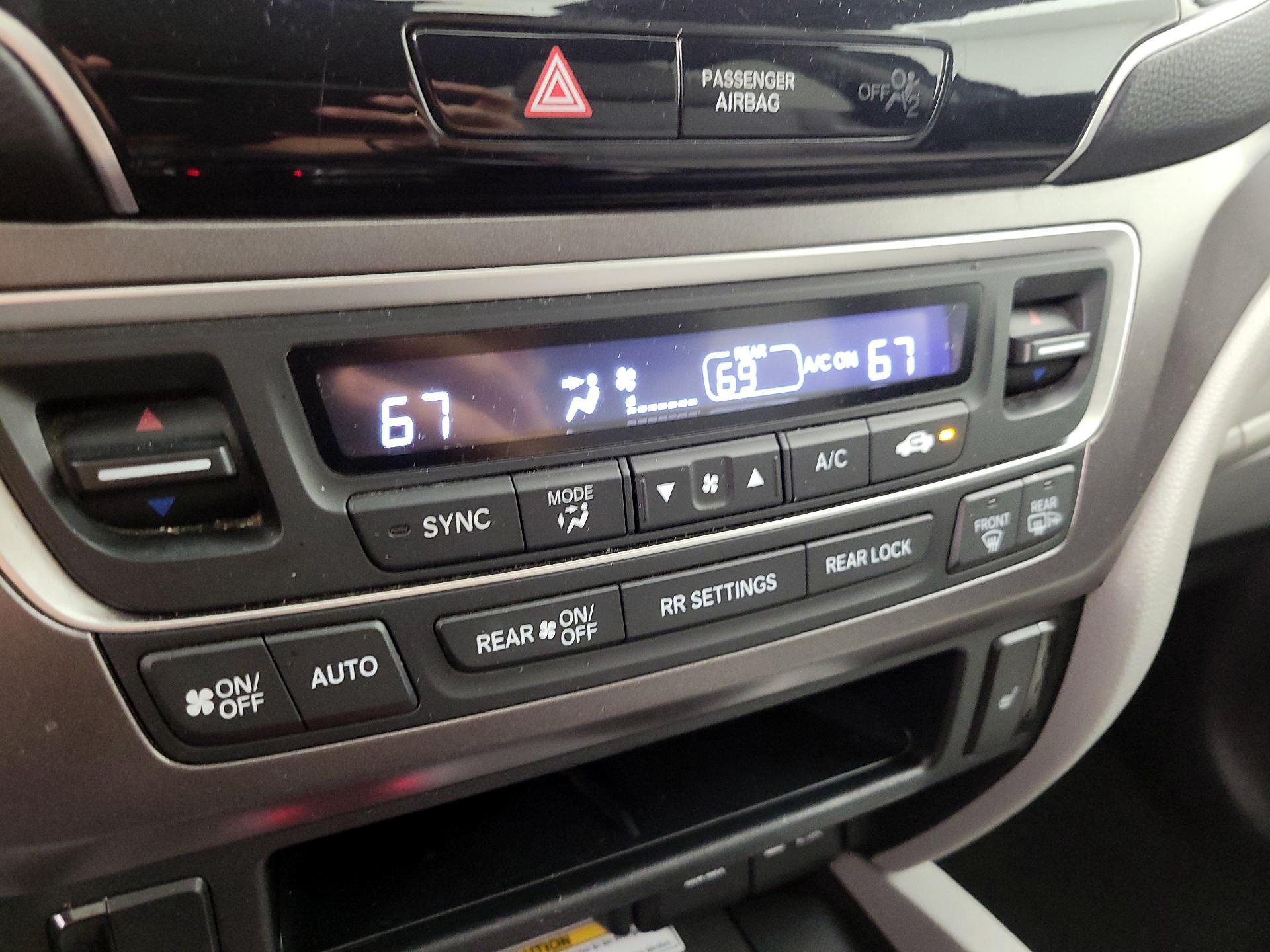 Thumbnail: 2021 Honda Pilot - 16