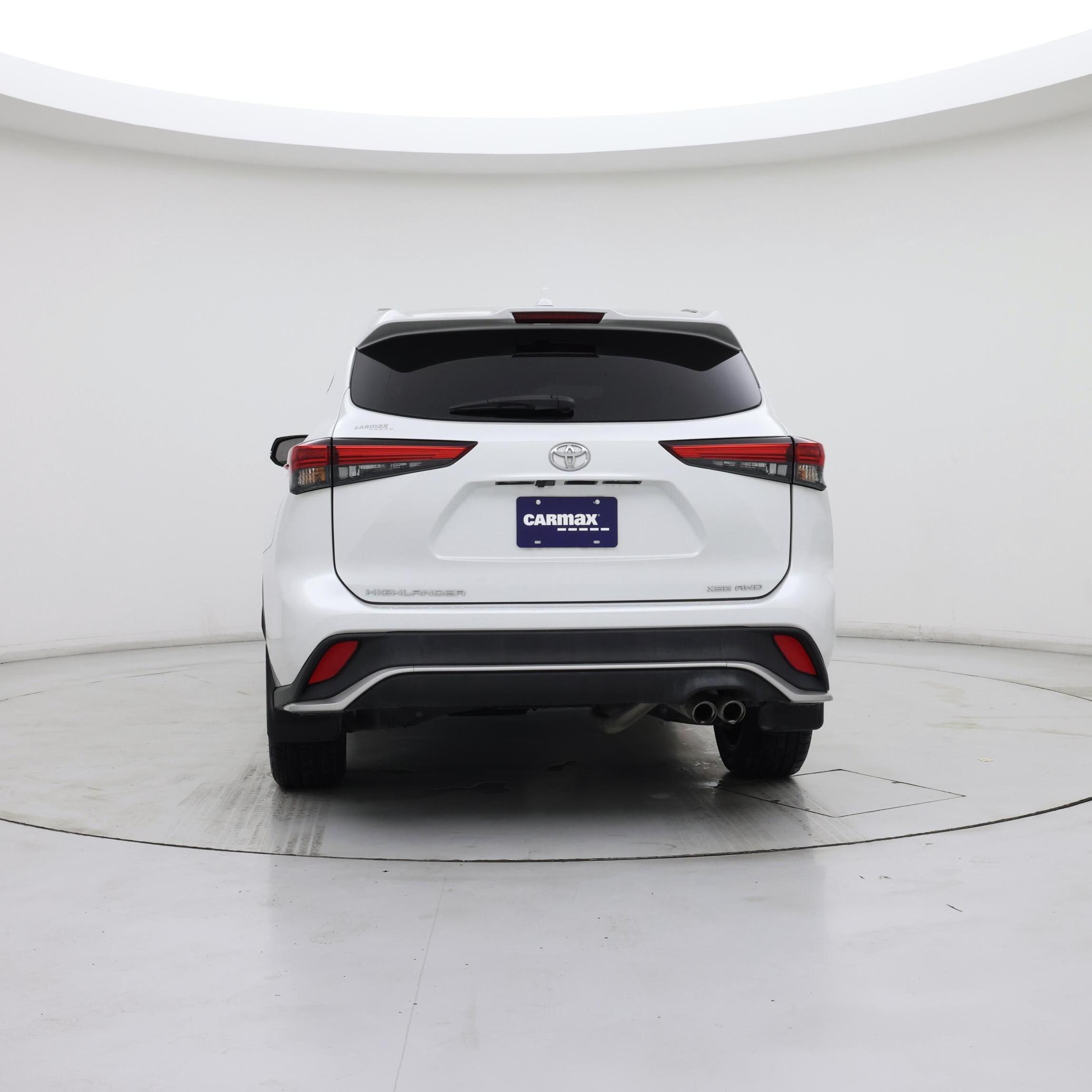 Thumbnail: 2023 Toyota Highlander - 6