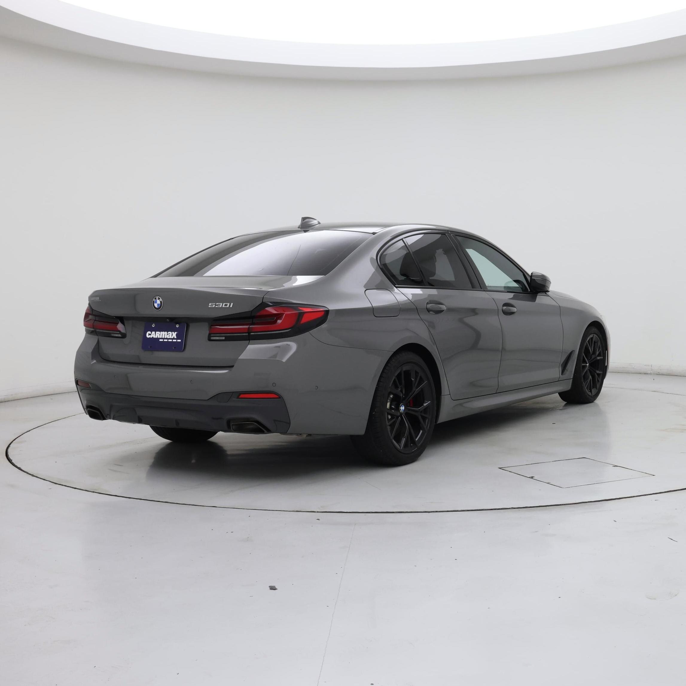 Thumbnail: 2022 BMW 5 Series - 8