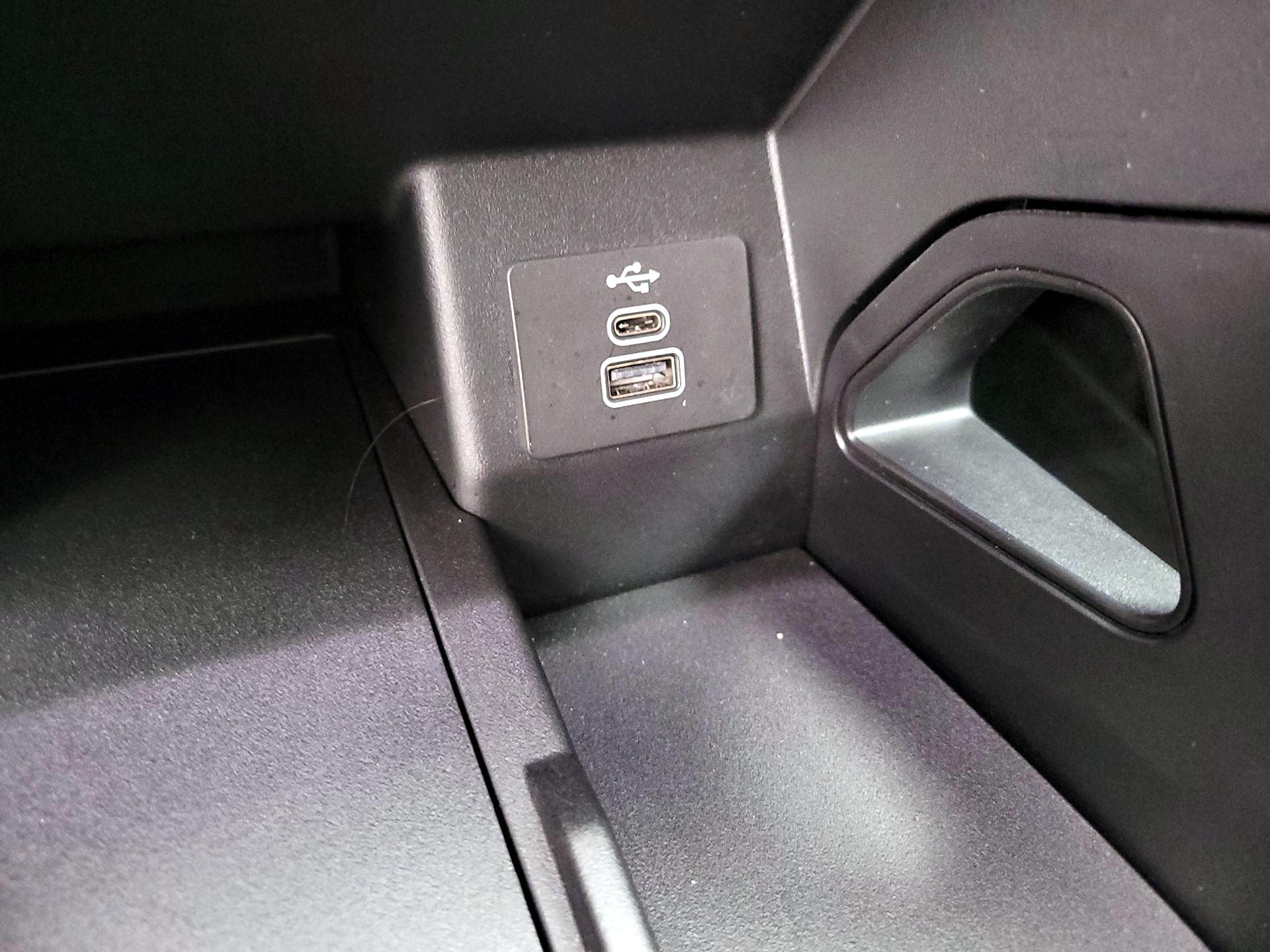 Thumbnail: 2025 Ford Ranger - 18