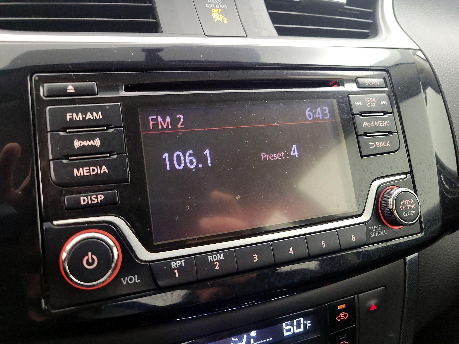 Thumbnail: 2018 Nissan Sentra - 15