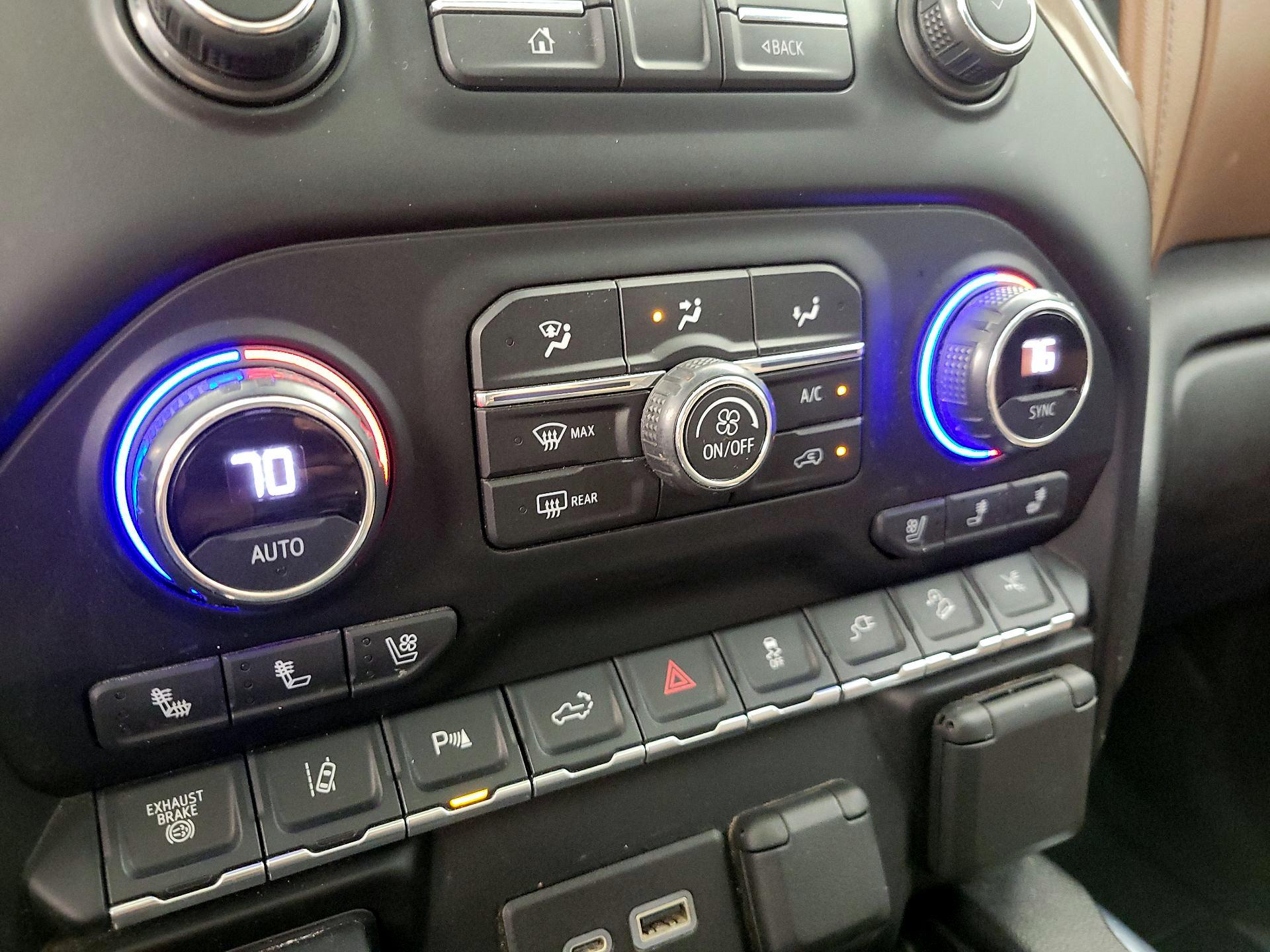 Thumbnail: 2021 Chevrolet Silverado 2500 - 17