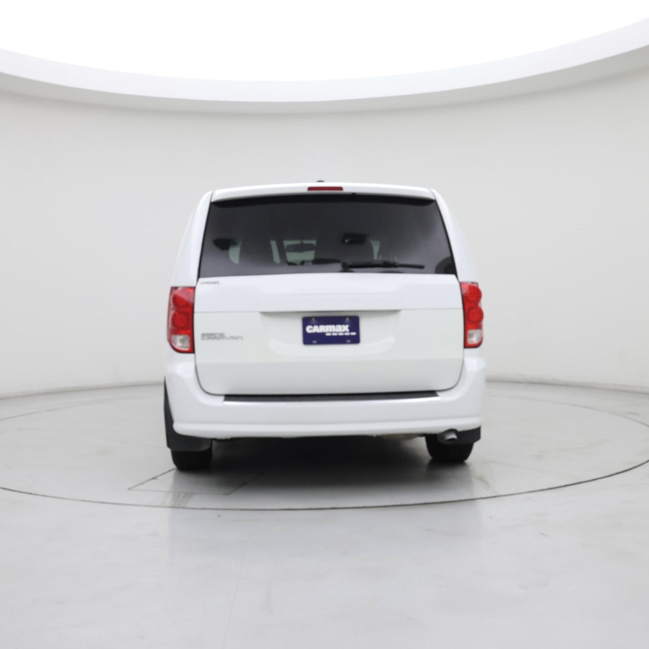 Thumbnail: 2017 Dodge Grand Caravan - 6