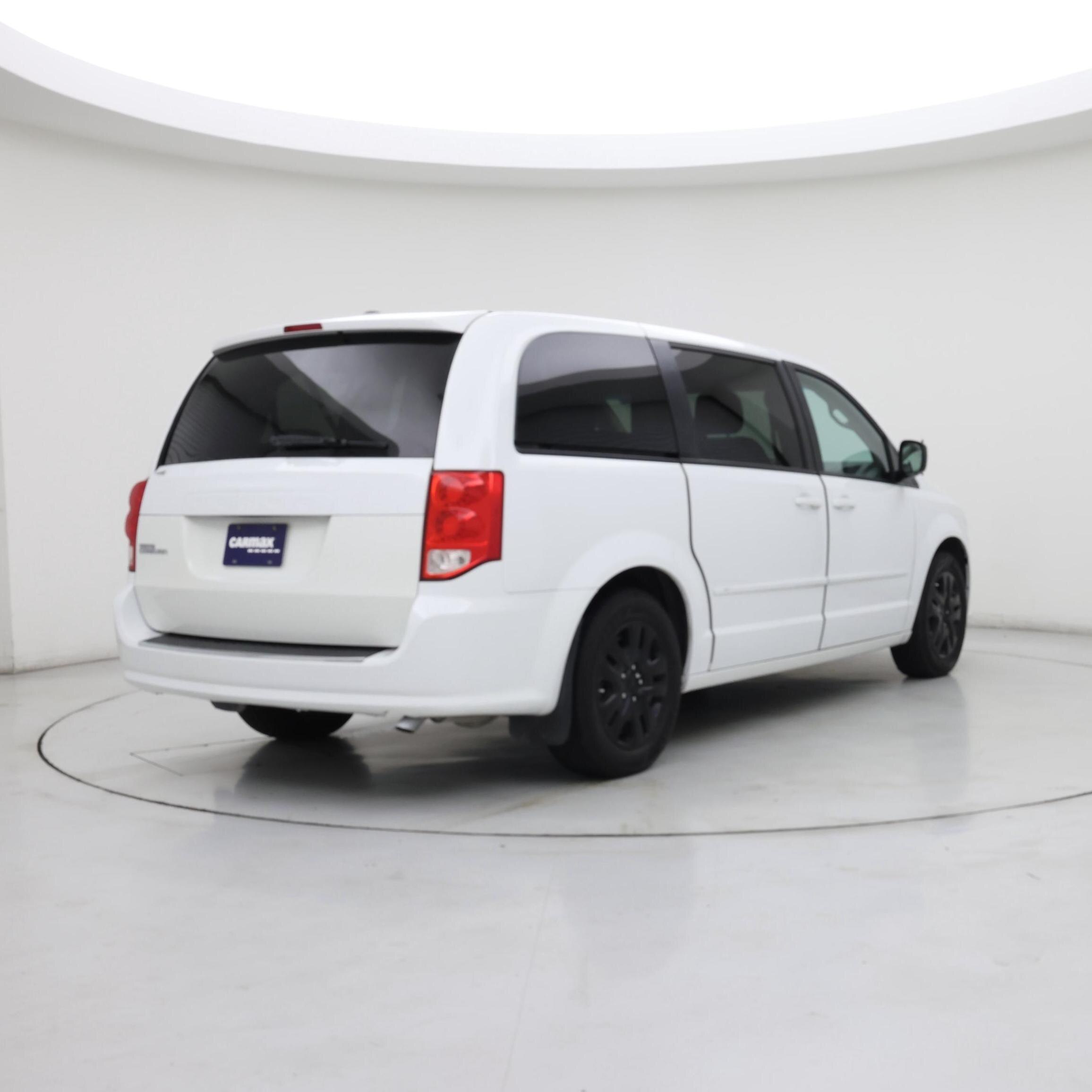 Thumbnail: 2017 Dodge Grand Caravan - 8