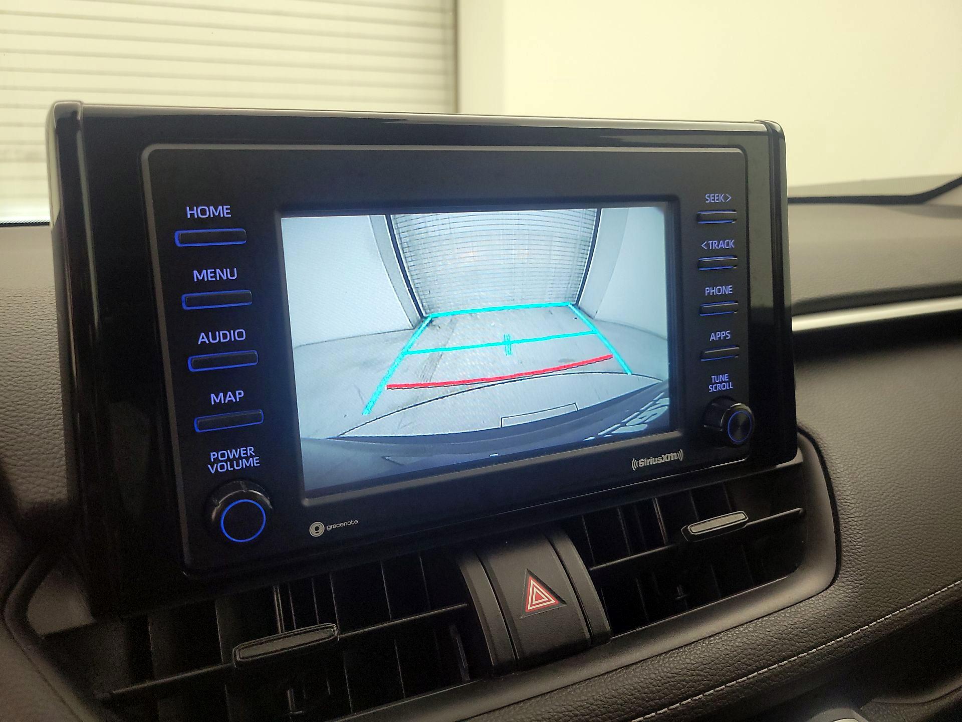 Thumbnail: 2020 Toyota RAV4 - 14