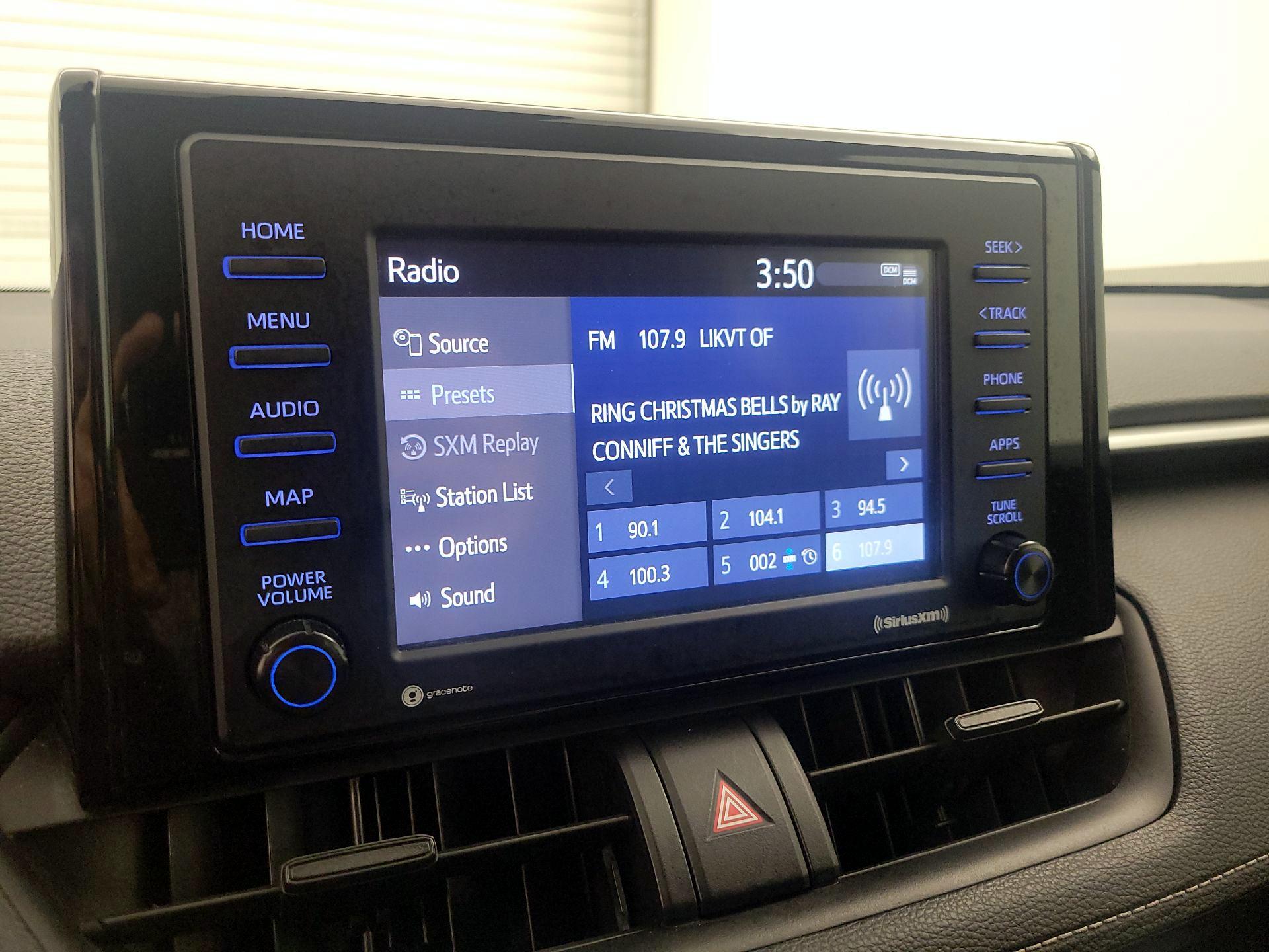 Thumbnail: 2020 Toyota RAV4 - 15