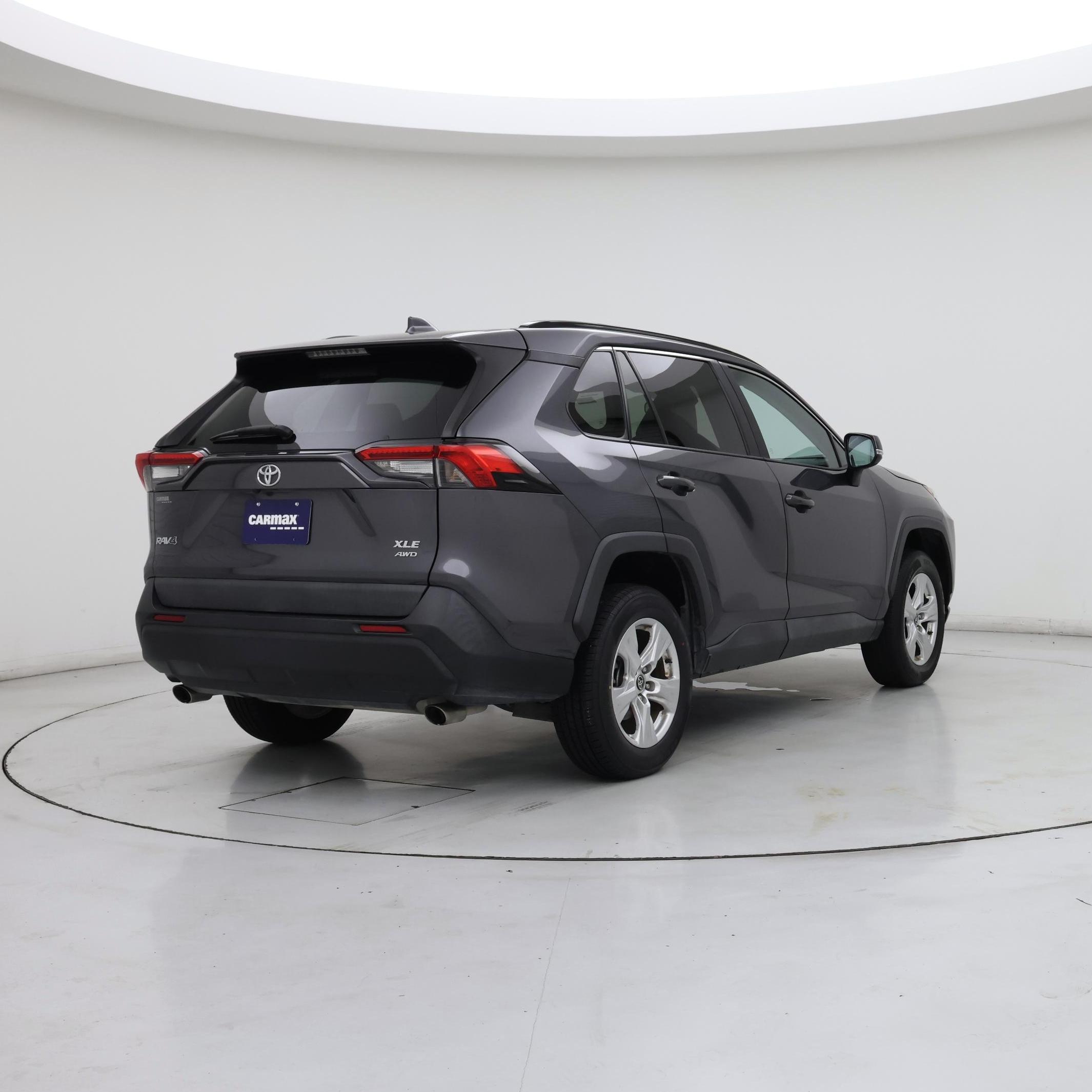 Thumbnail: 2020 Toyota RAV4 - 8