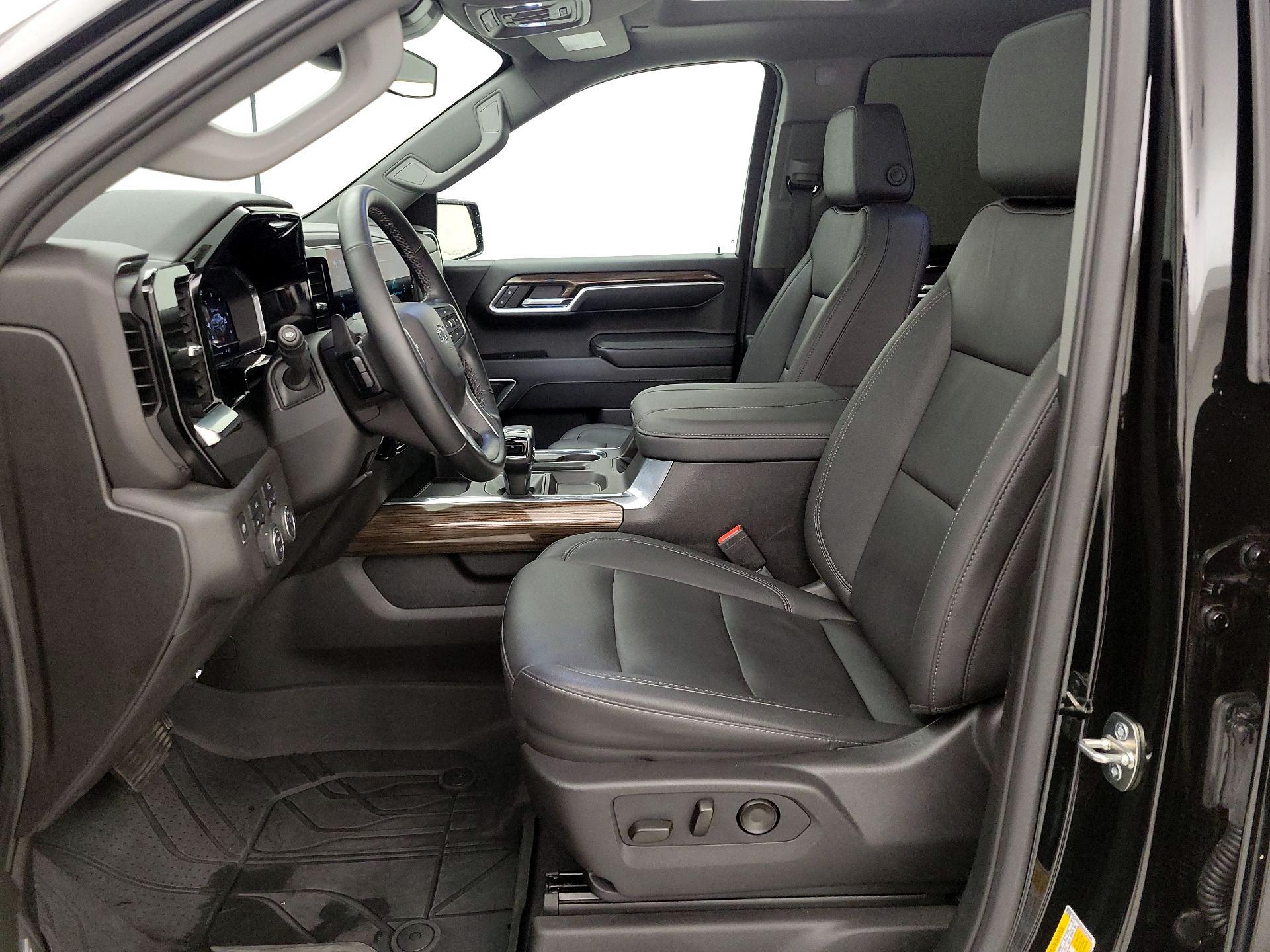 Thumbnail: 2024 Chevrolet Silverado 1500 - 11