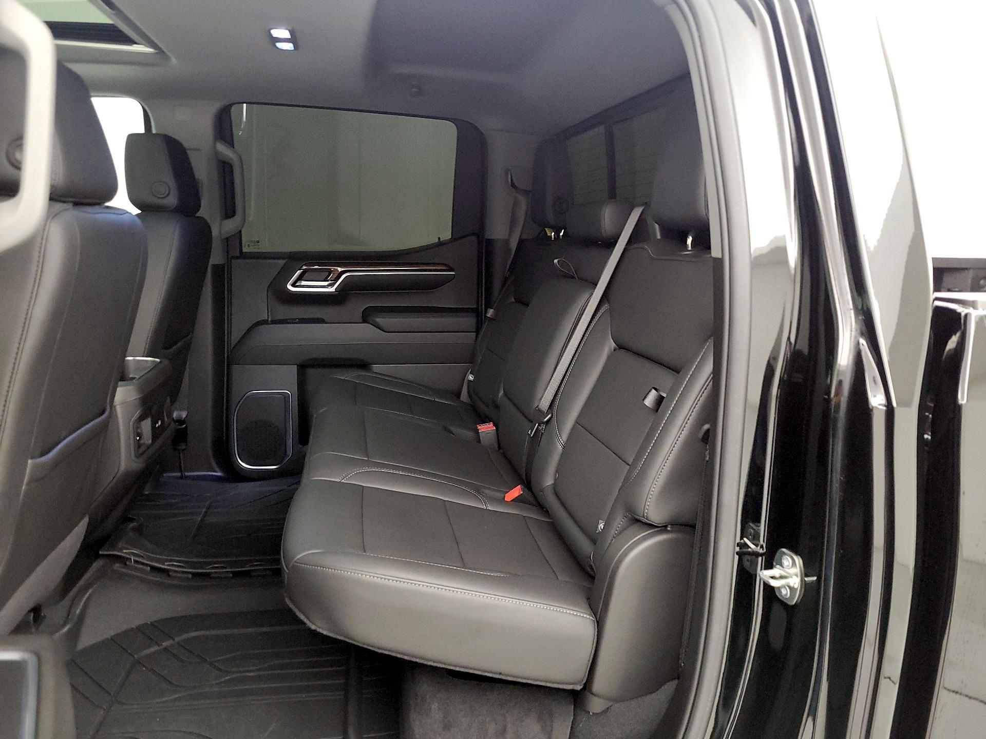 Thumbnail: 2024 Chevrolet Silverado 1500 - 20