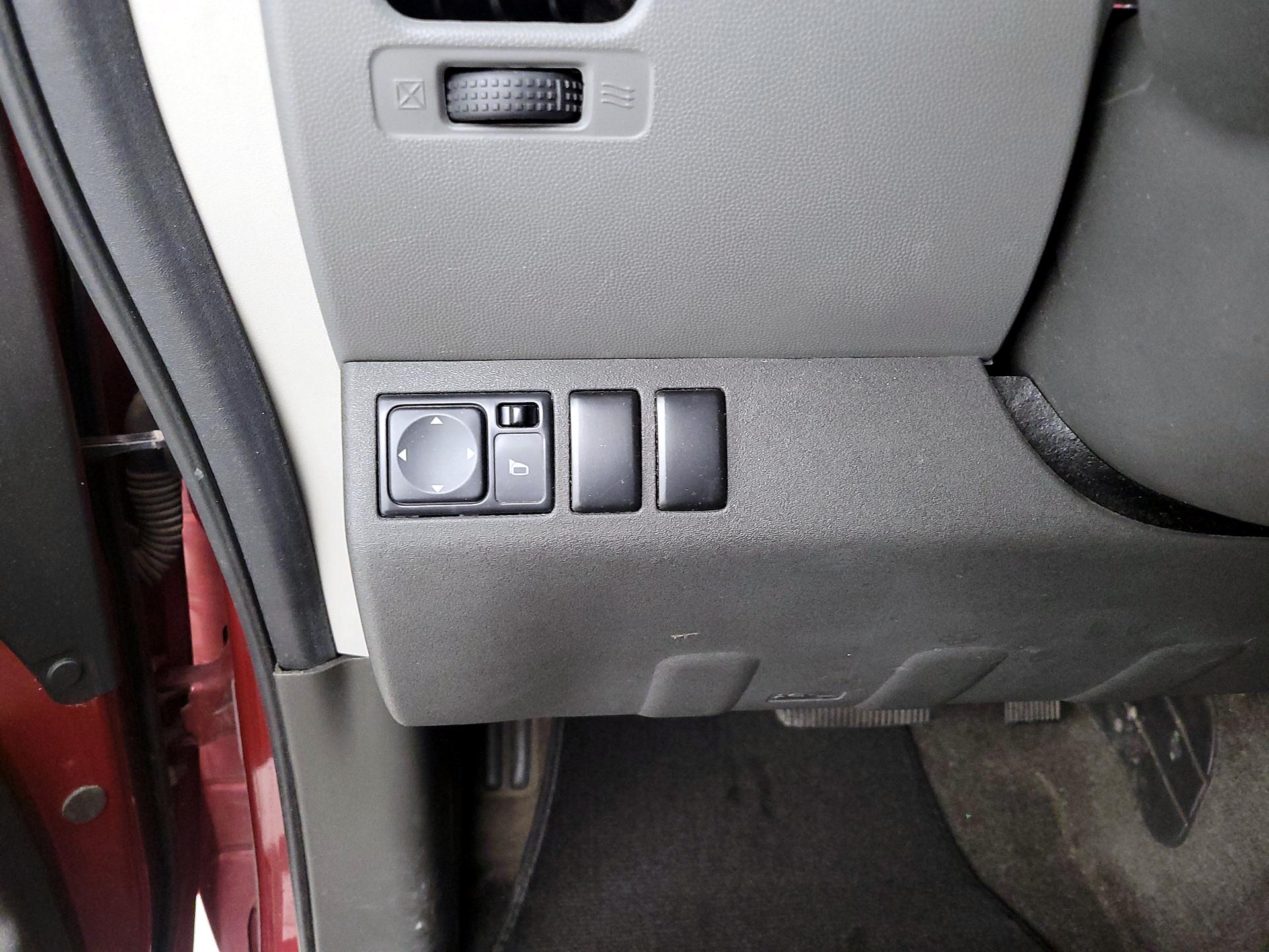 Thumbnail: 2015 Nissan Xterra - 13