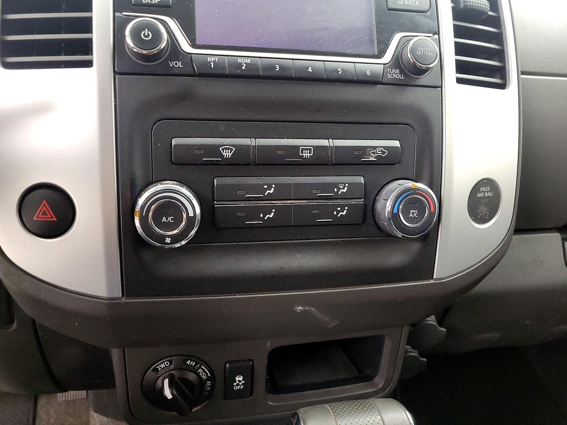 Thumbnail: 2015 Nissan Xterra - 15