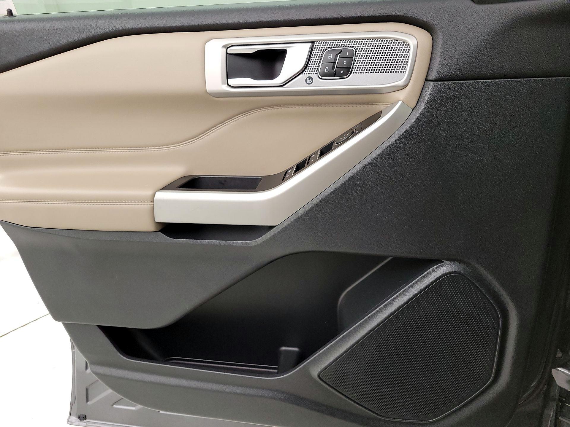 Thumbnail: 2021 Ford Explorer - 12