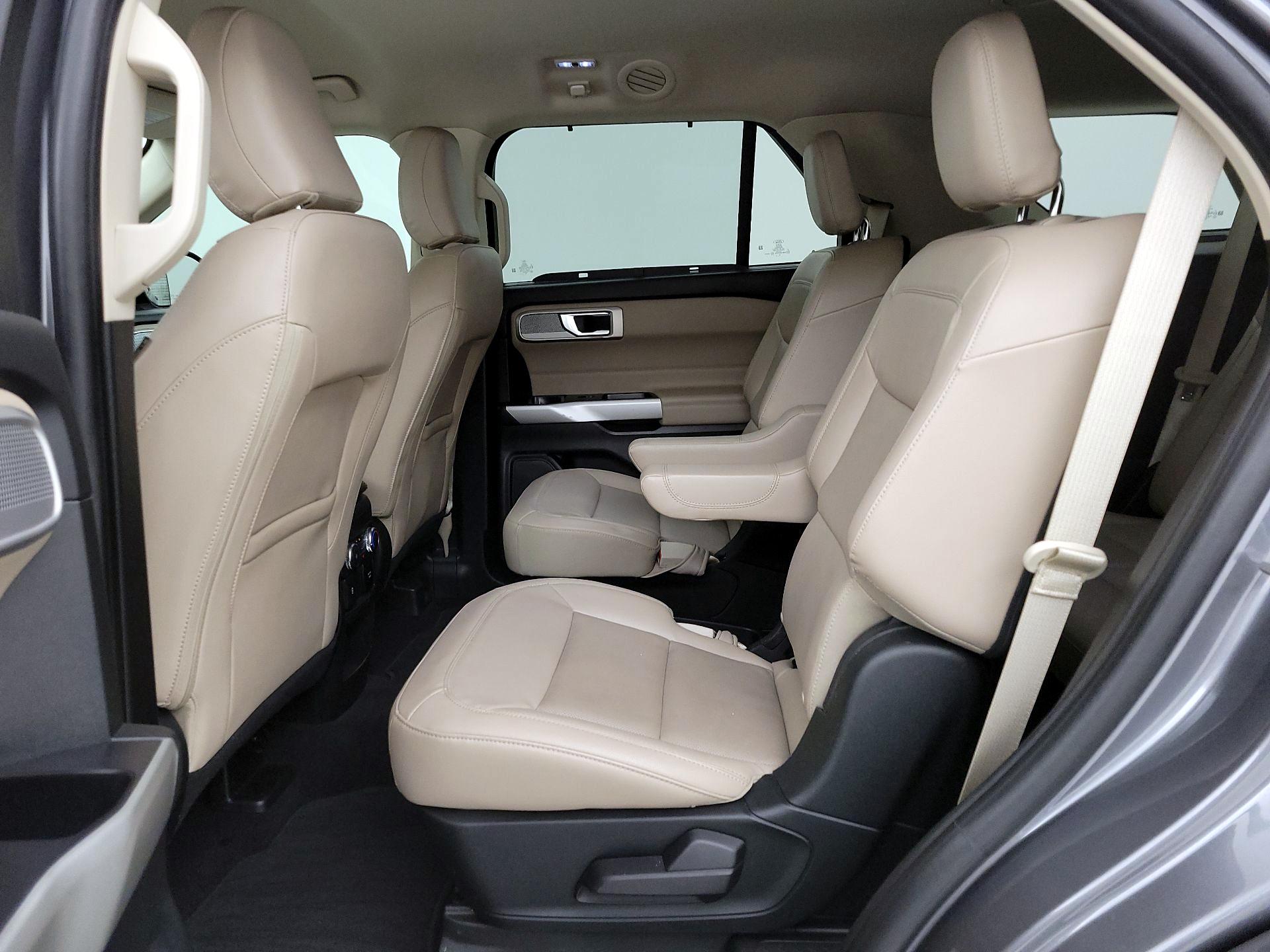 Thumbnail: 2021 Ford Explorer - 20