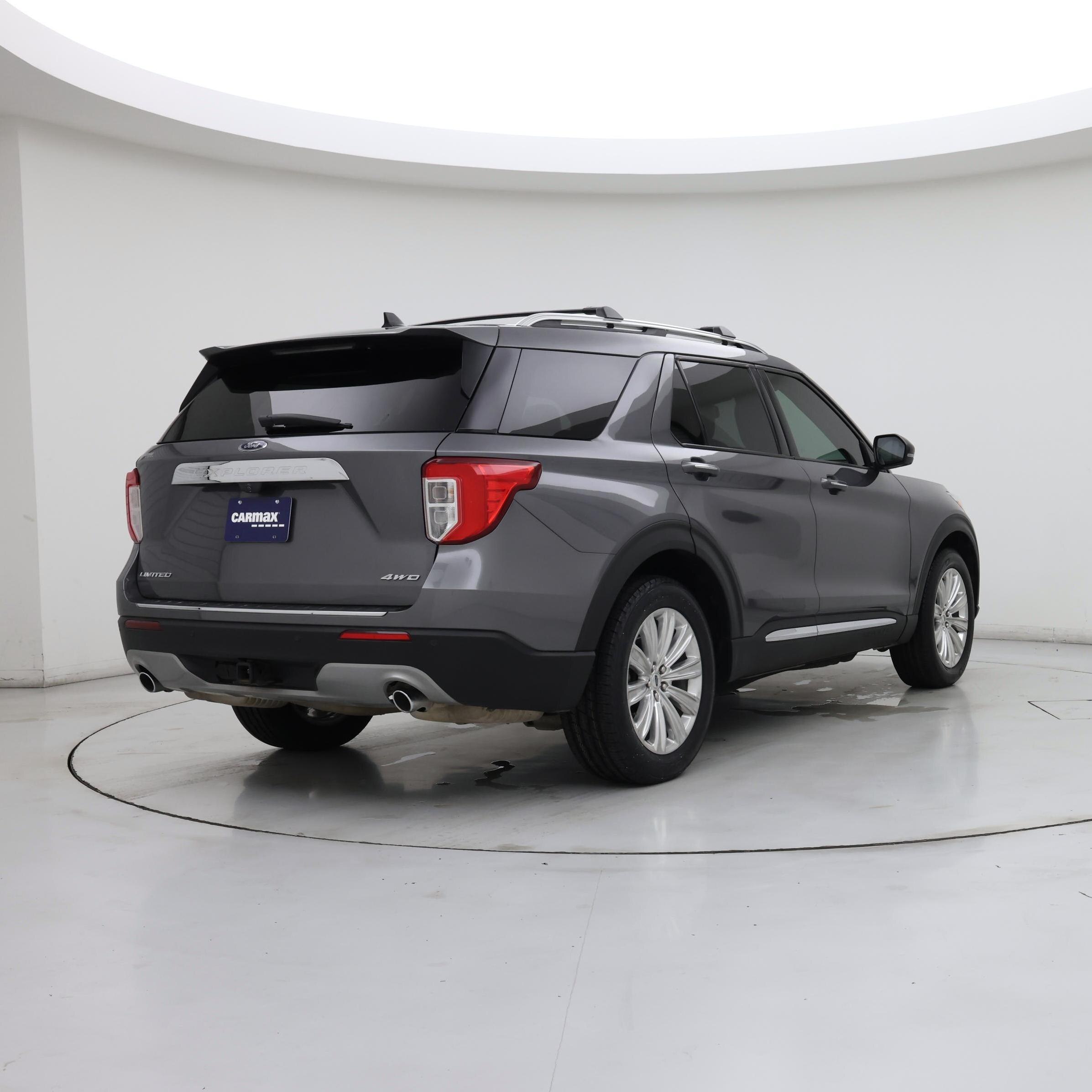 Thumbnail: 2021 Ford Explorer - 8