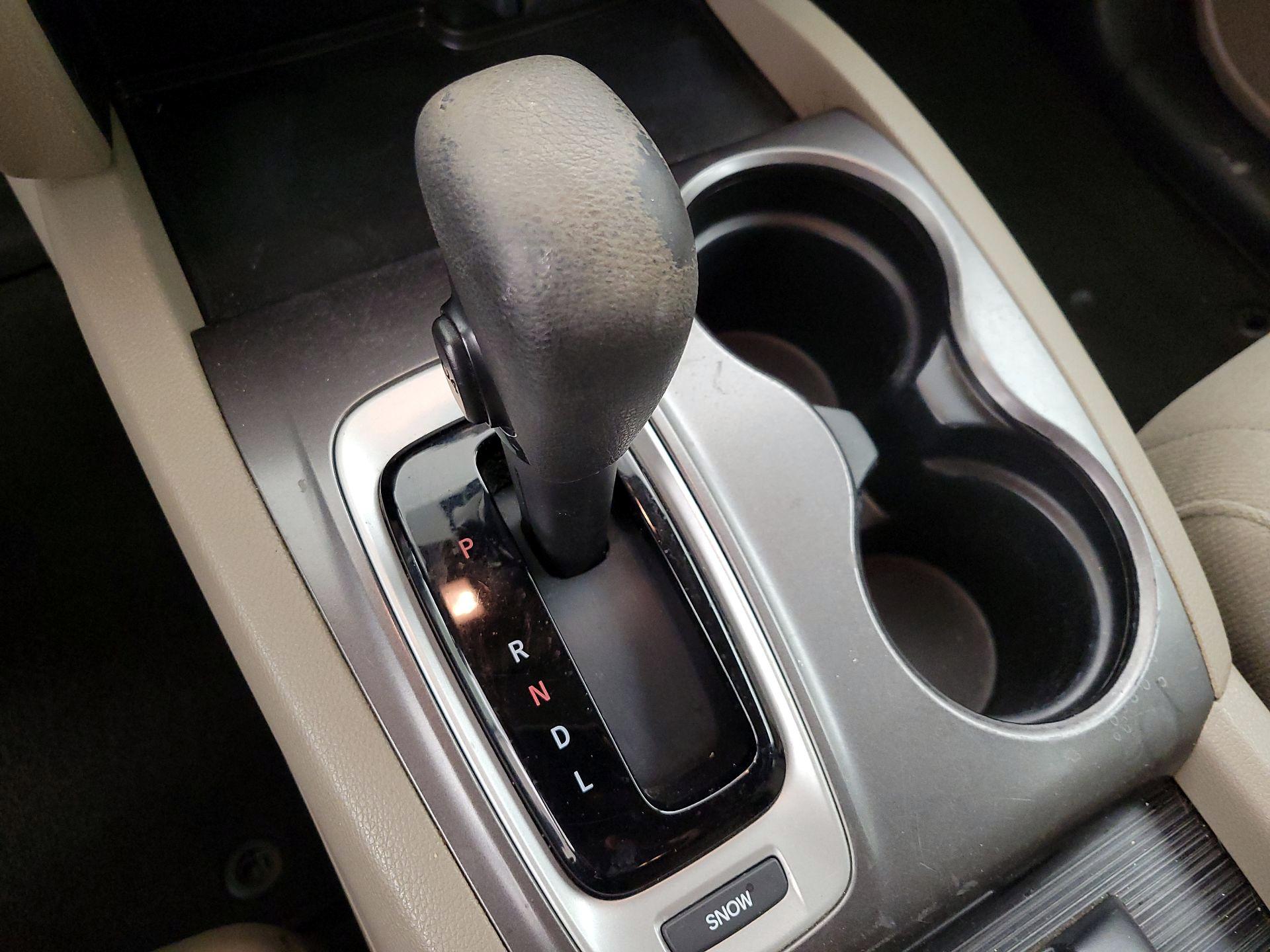 Thumbnail: 2016 Honda Pilot - 15