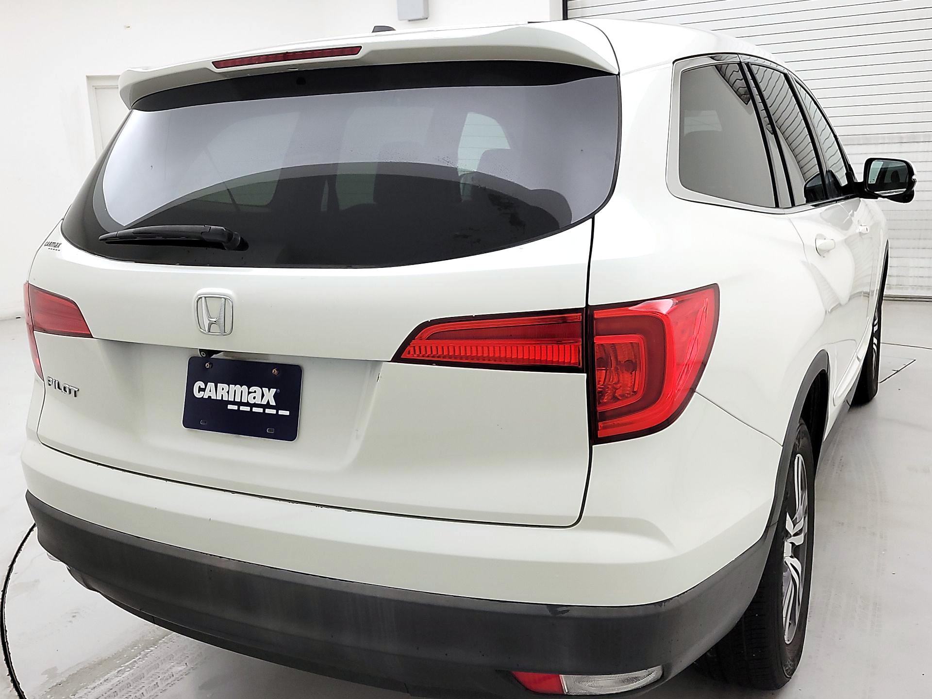 Thumbnail: 2016 Honda Pilot - 5