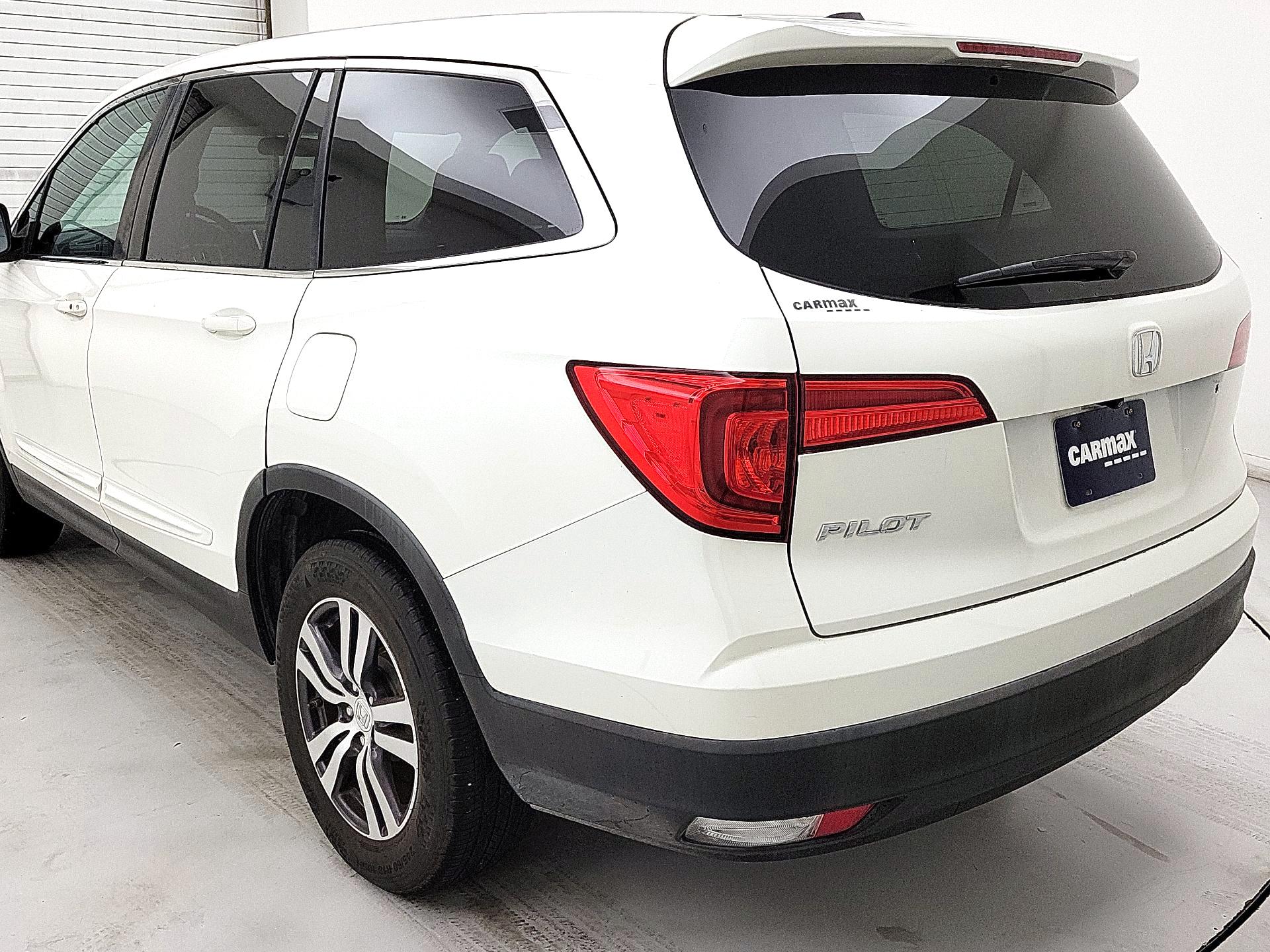 Thumbnail: 2016 Honda Pilot - 7