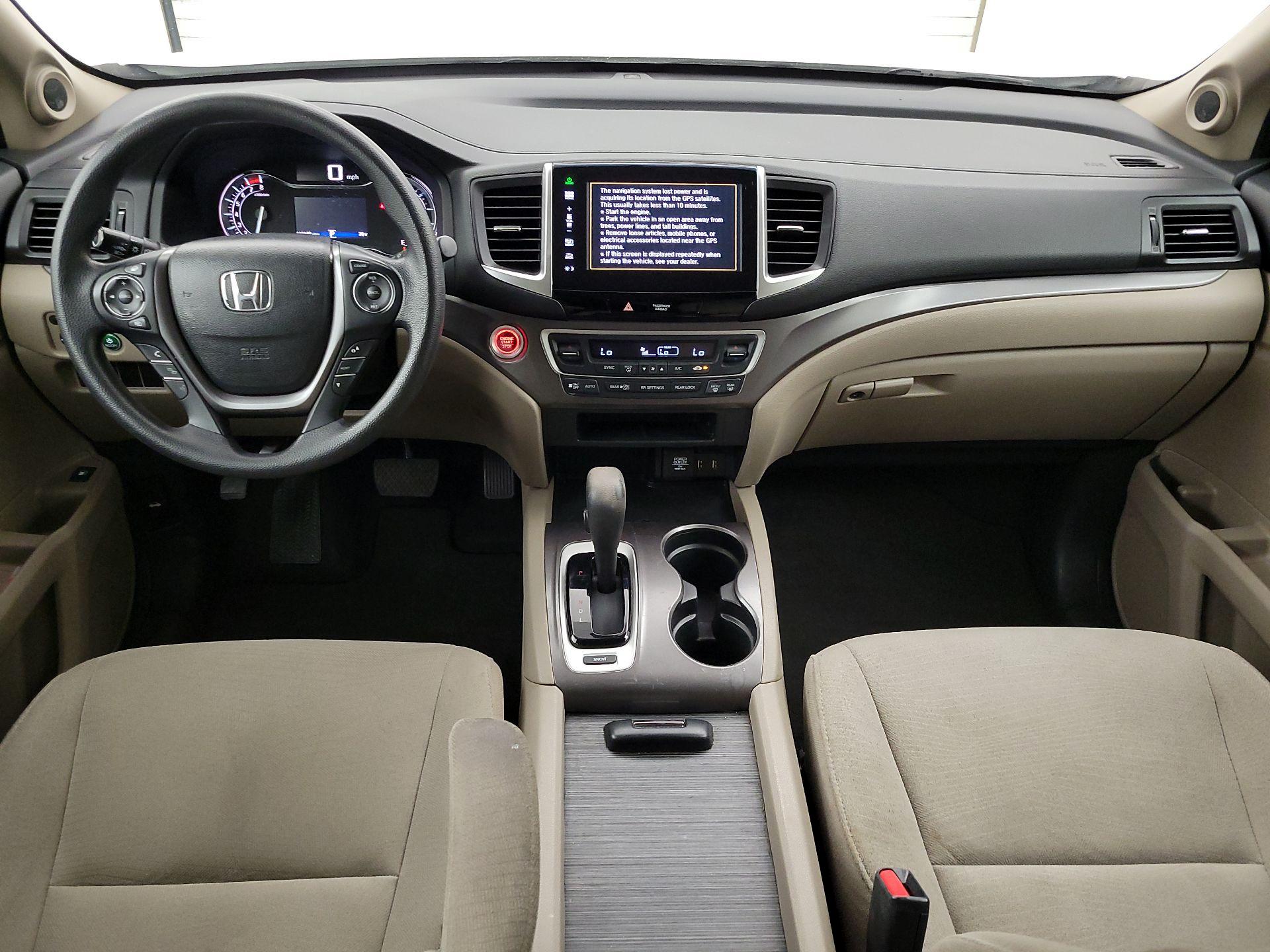 Thumbnail: 2016 Honda Pilot - 8