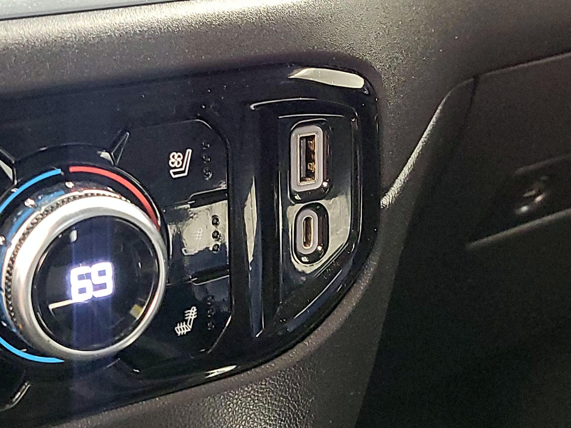 Thumbnail: 2022 GMC Sierra 1500 - 18