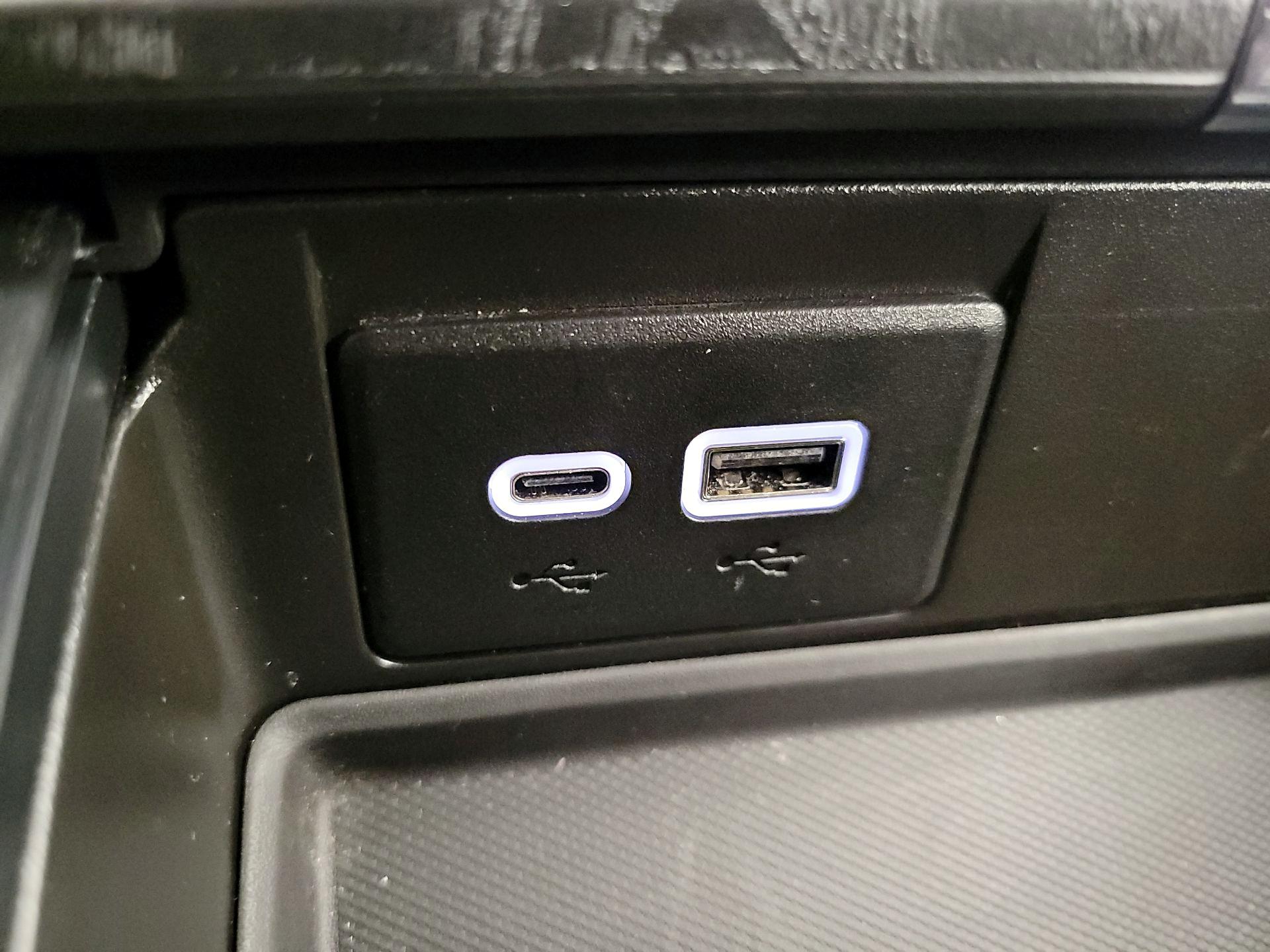 Thumbnail: 2024 GMC Yukon XL - 18