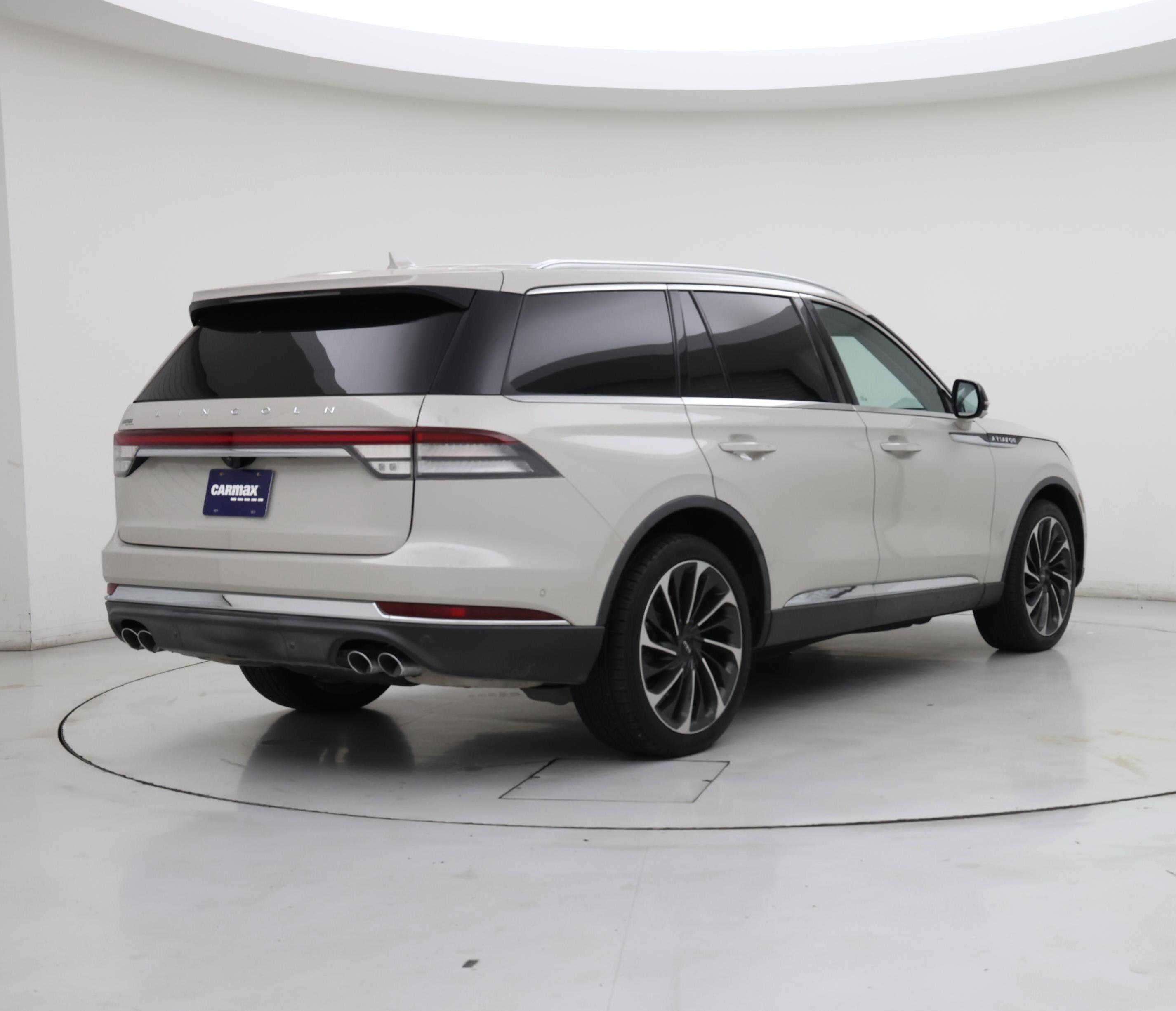 Thumbnail: 2020 Lincoln Aviator - 8