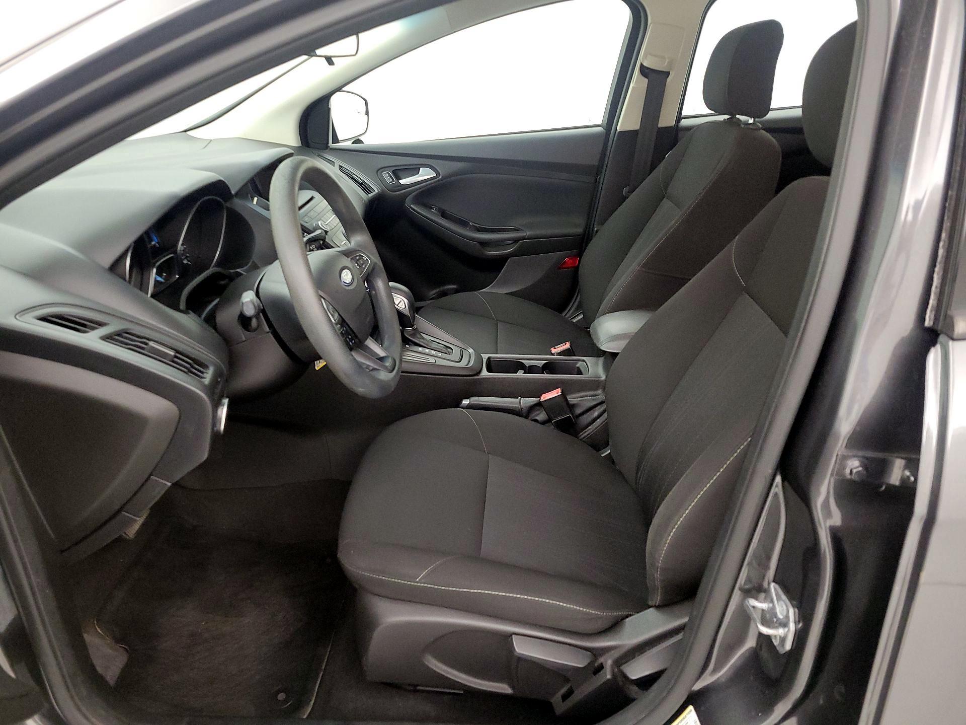 Thumbnail: 2017 Ford Focus - 11