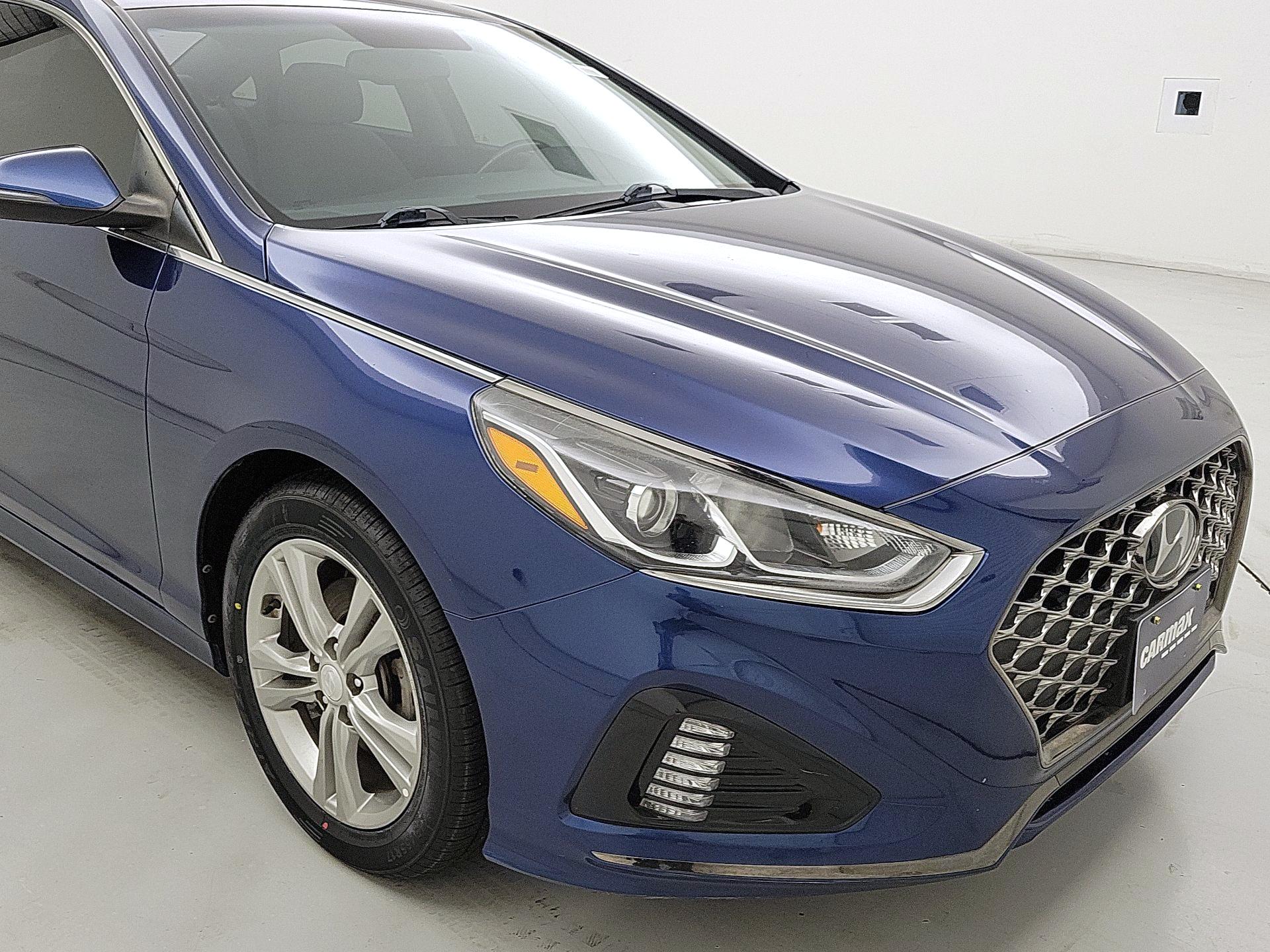 Thumbnail: 2019 Hyundai Sonata - 1