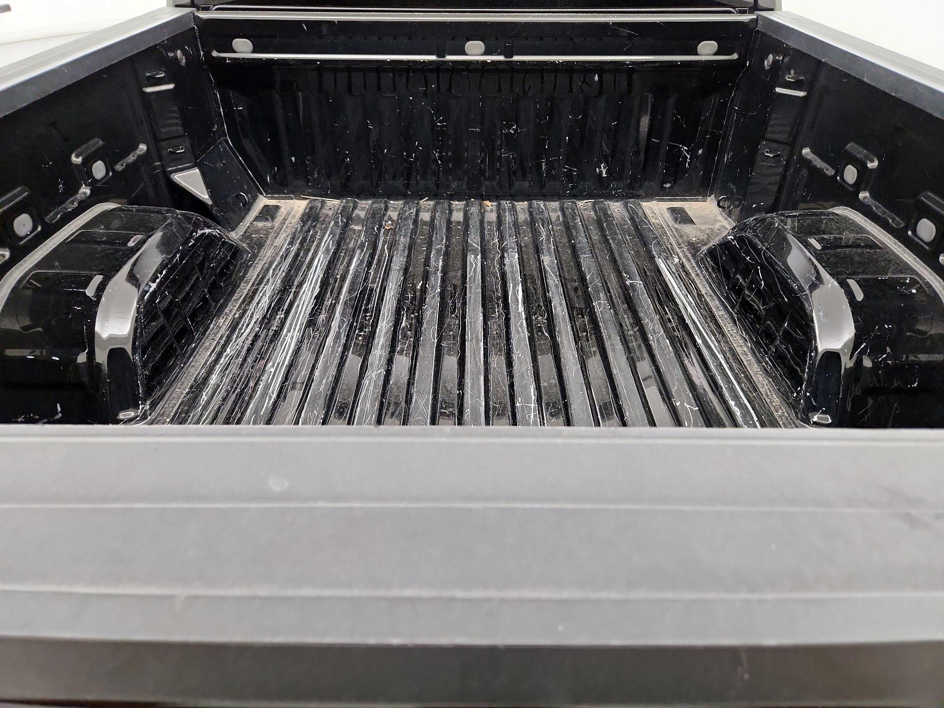 Thumbnail: 2021 Chevrolet Silverado 1500 - 20