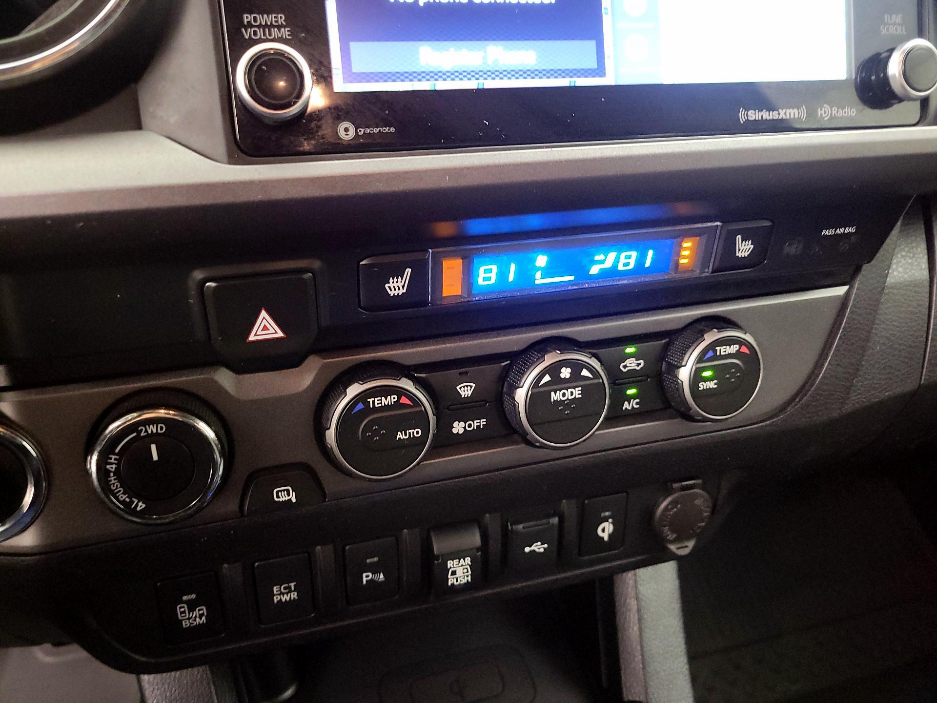 Thumbnail: 2020 Toyota Tacoma - 15