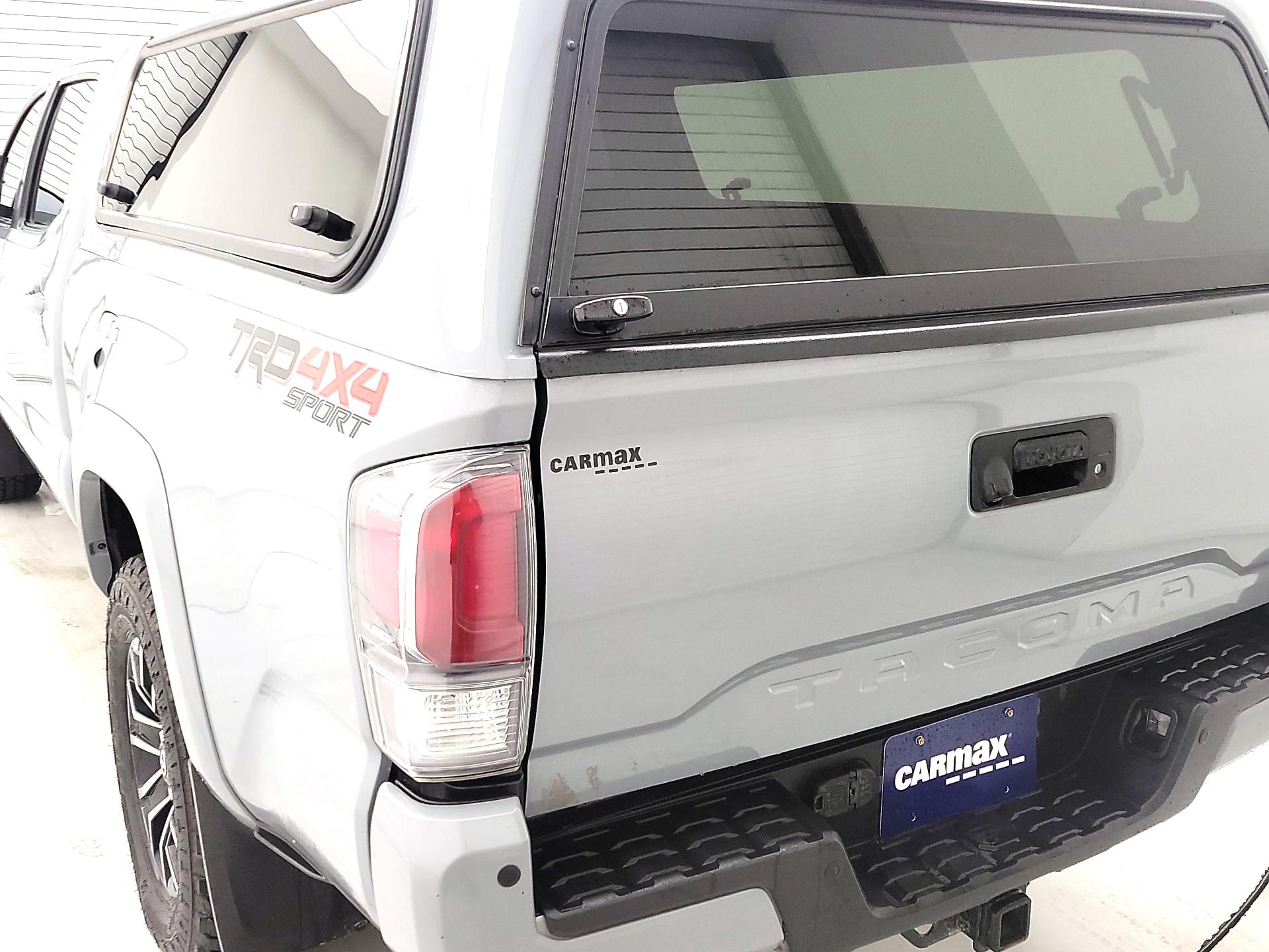 Thumbnail: 2020 Toyota Tacoma - 7