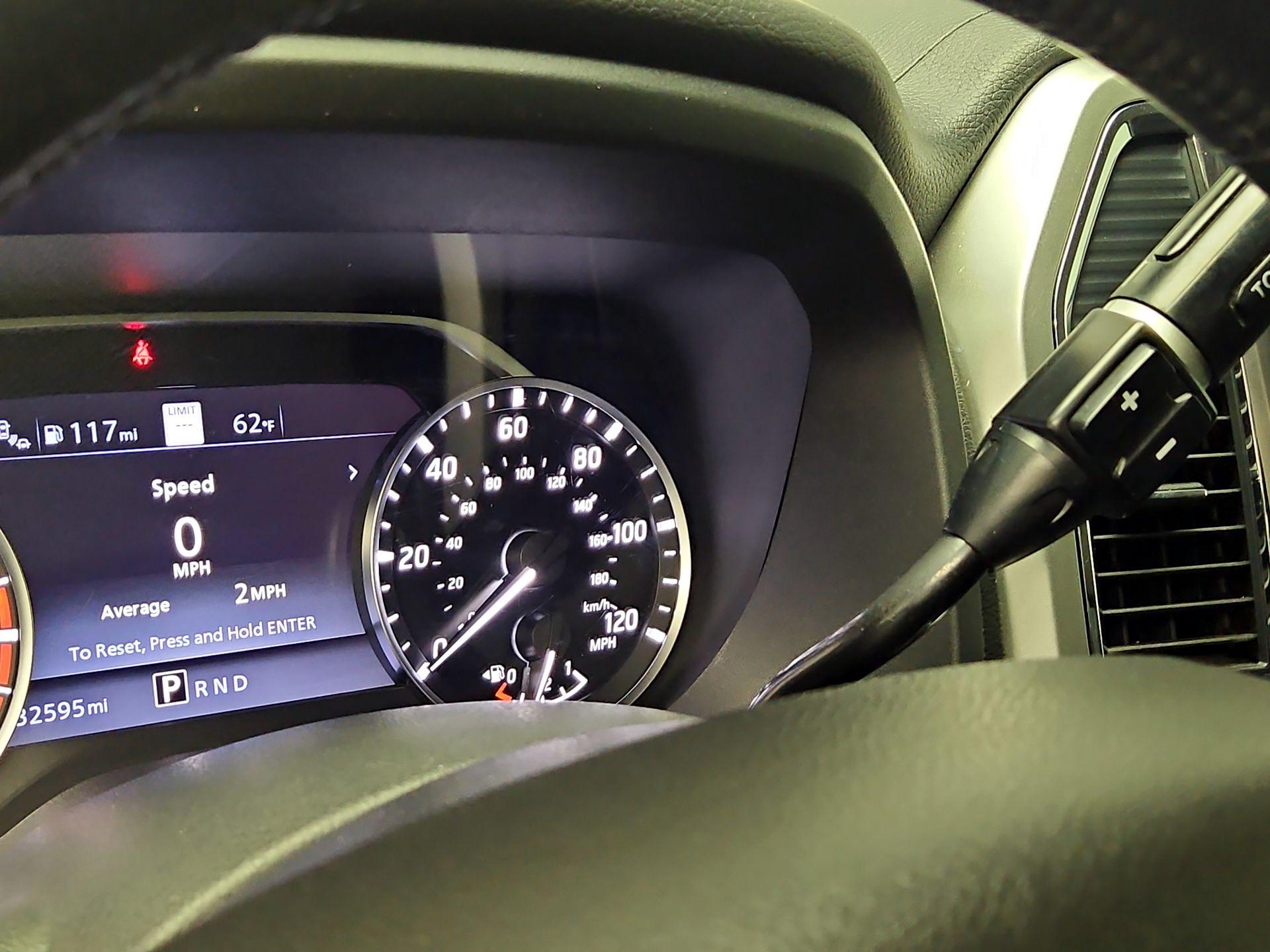 Thumbnail: 2020 Nissan Titan - 18