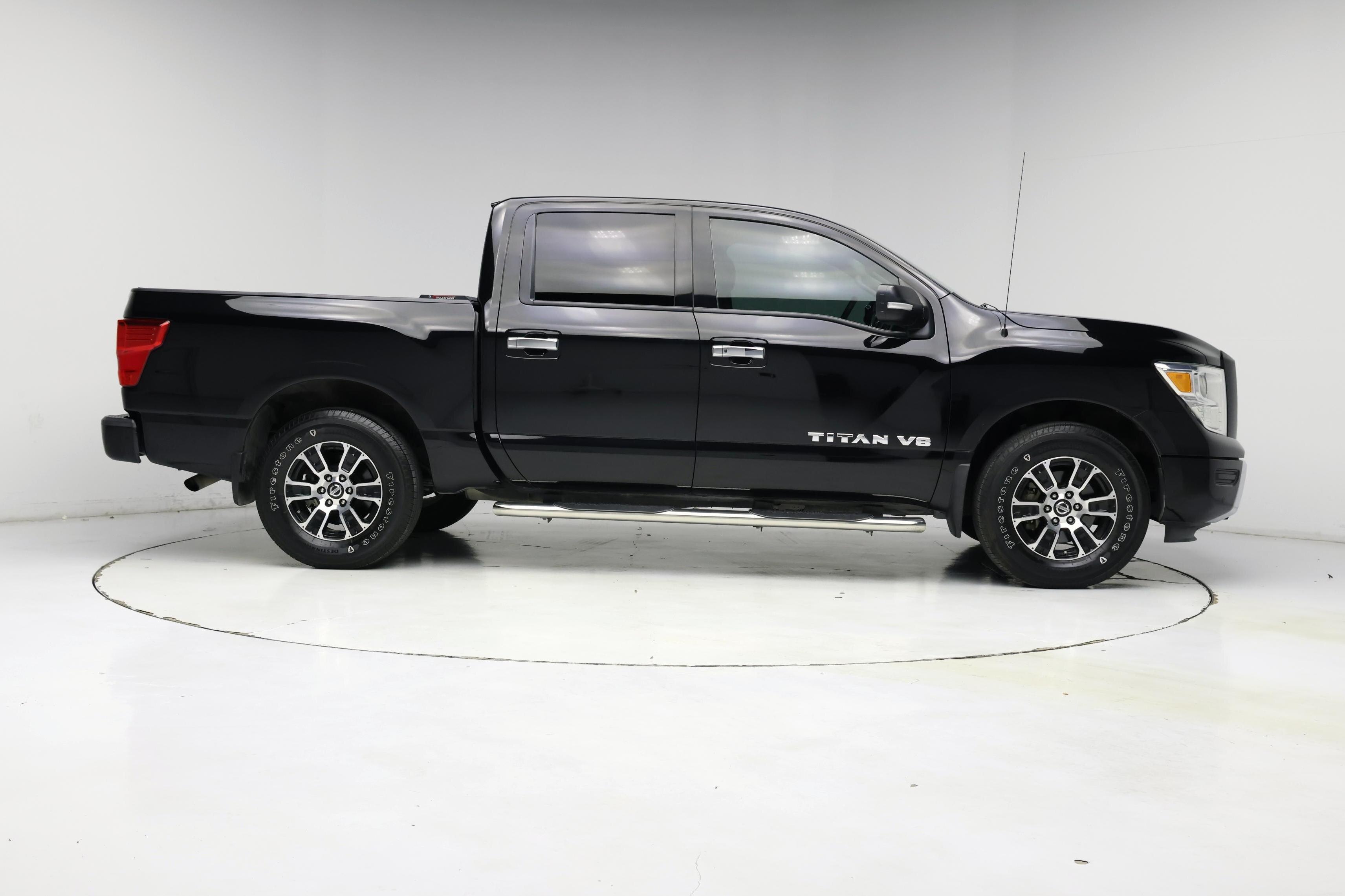 Thumbnail: 2020 Nissan Titan - 7