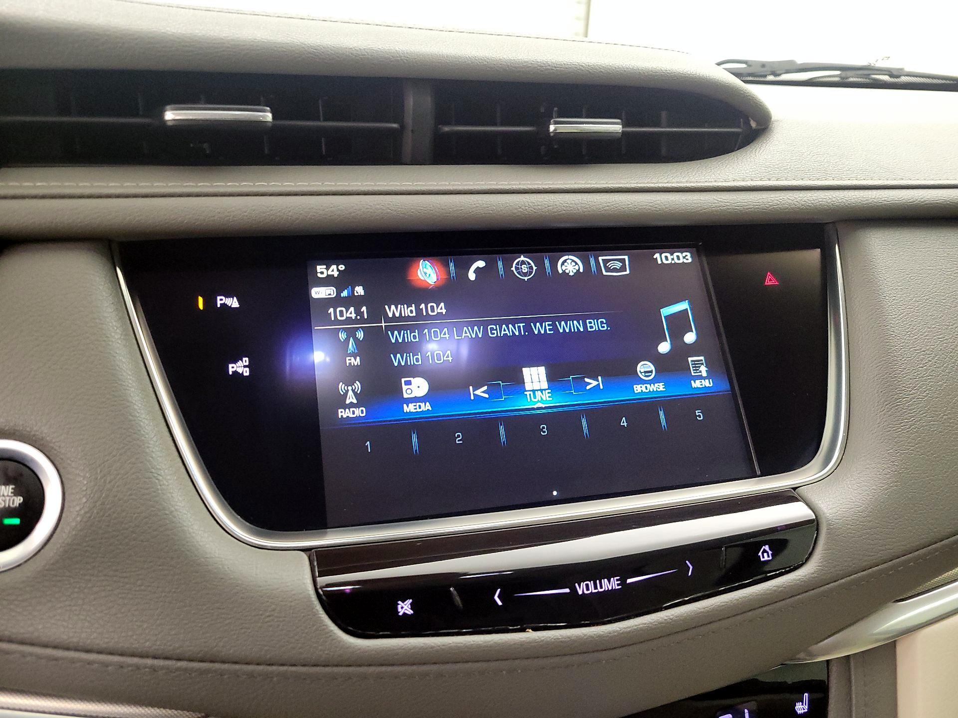 Thumbnail: 2018 Cadillac XT5 - 16