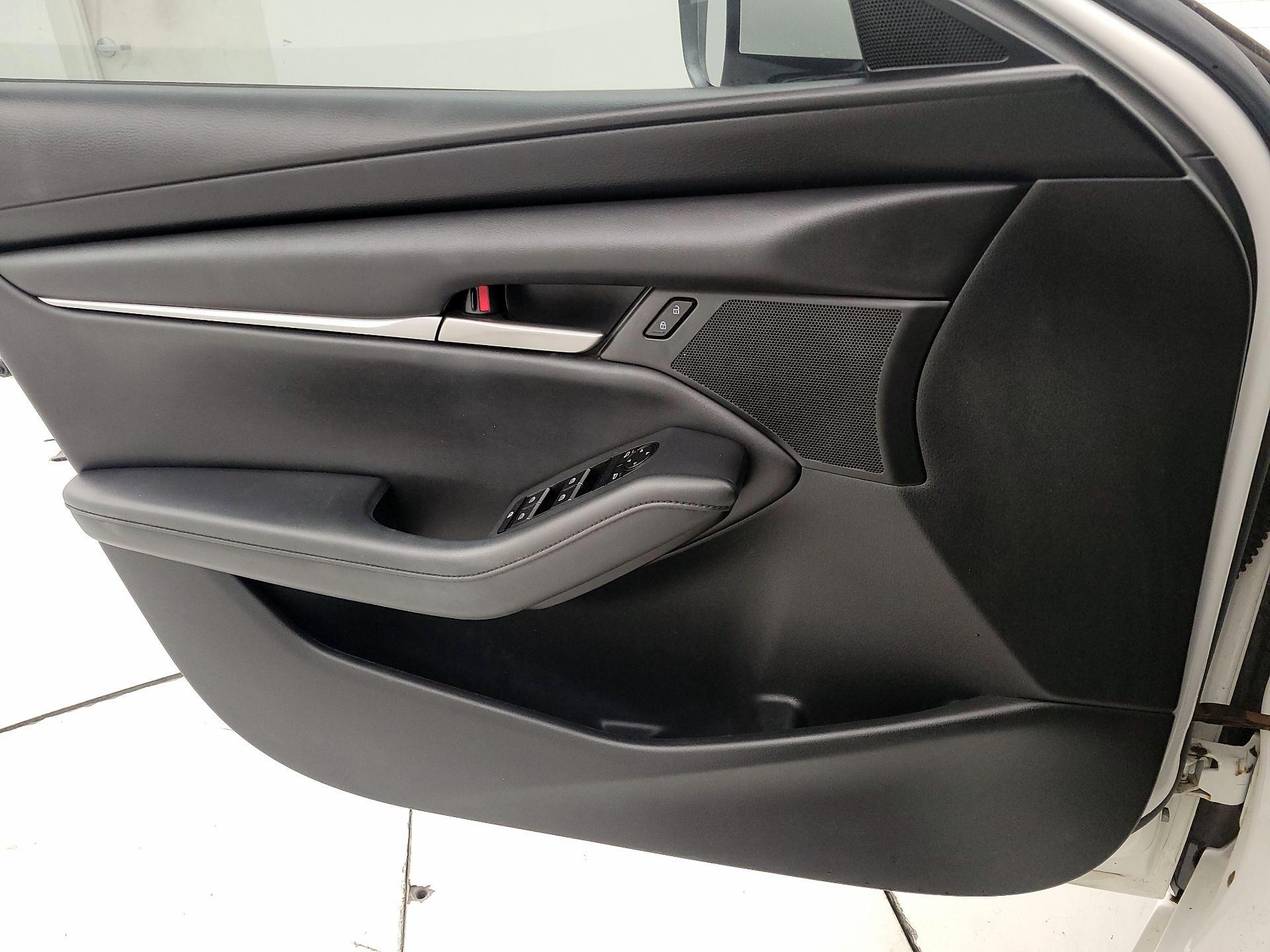 Thumbnail: 2020 Mazda Mazda3 - 10