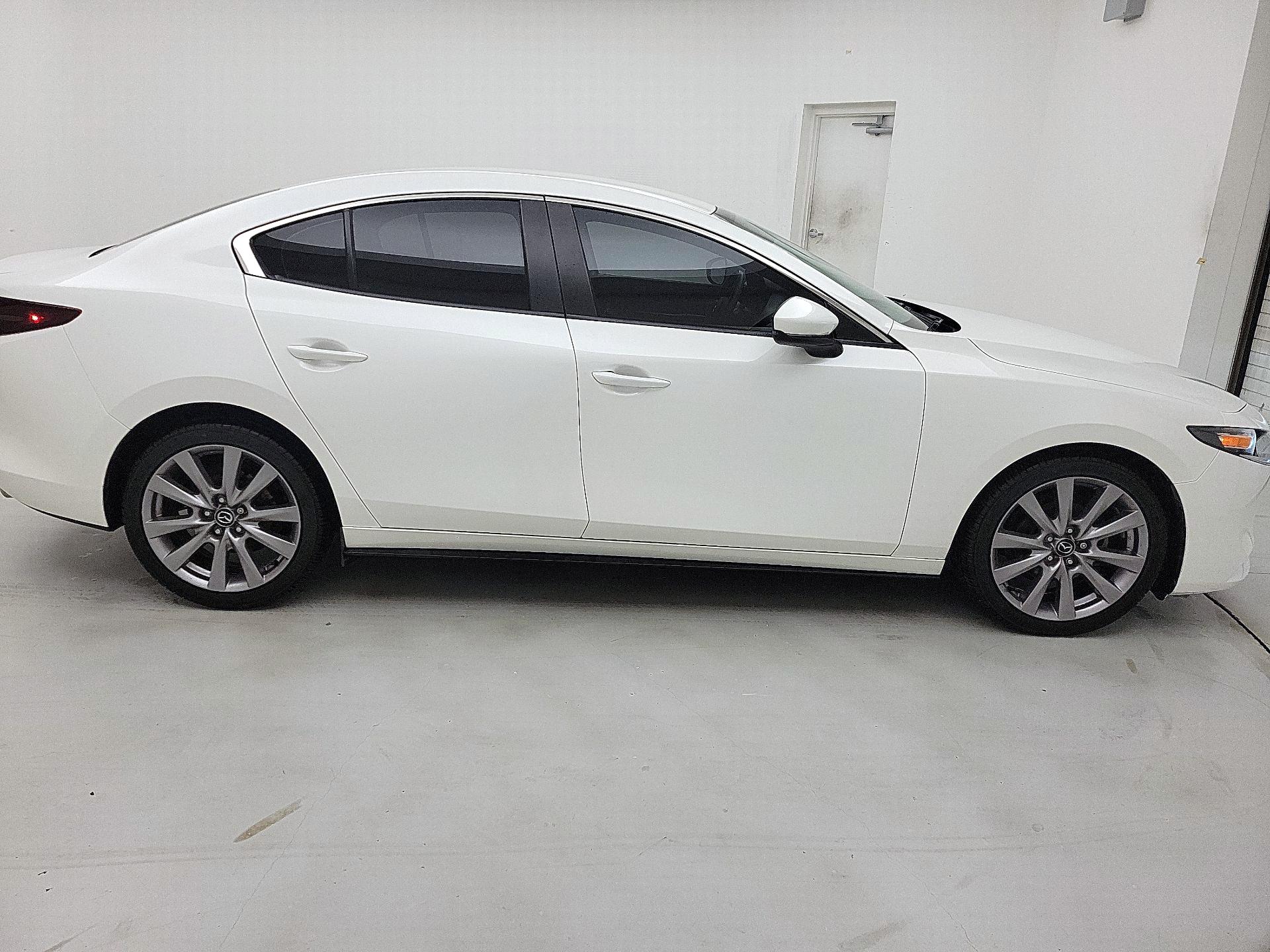 Thumbnail: 2020 Mazda Mazda3 - 4