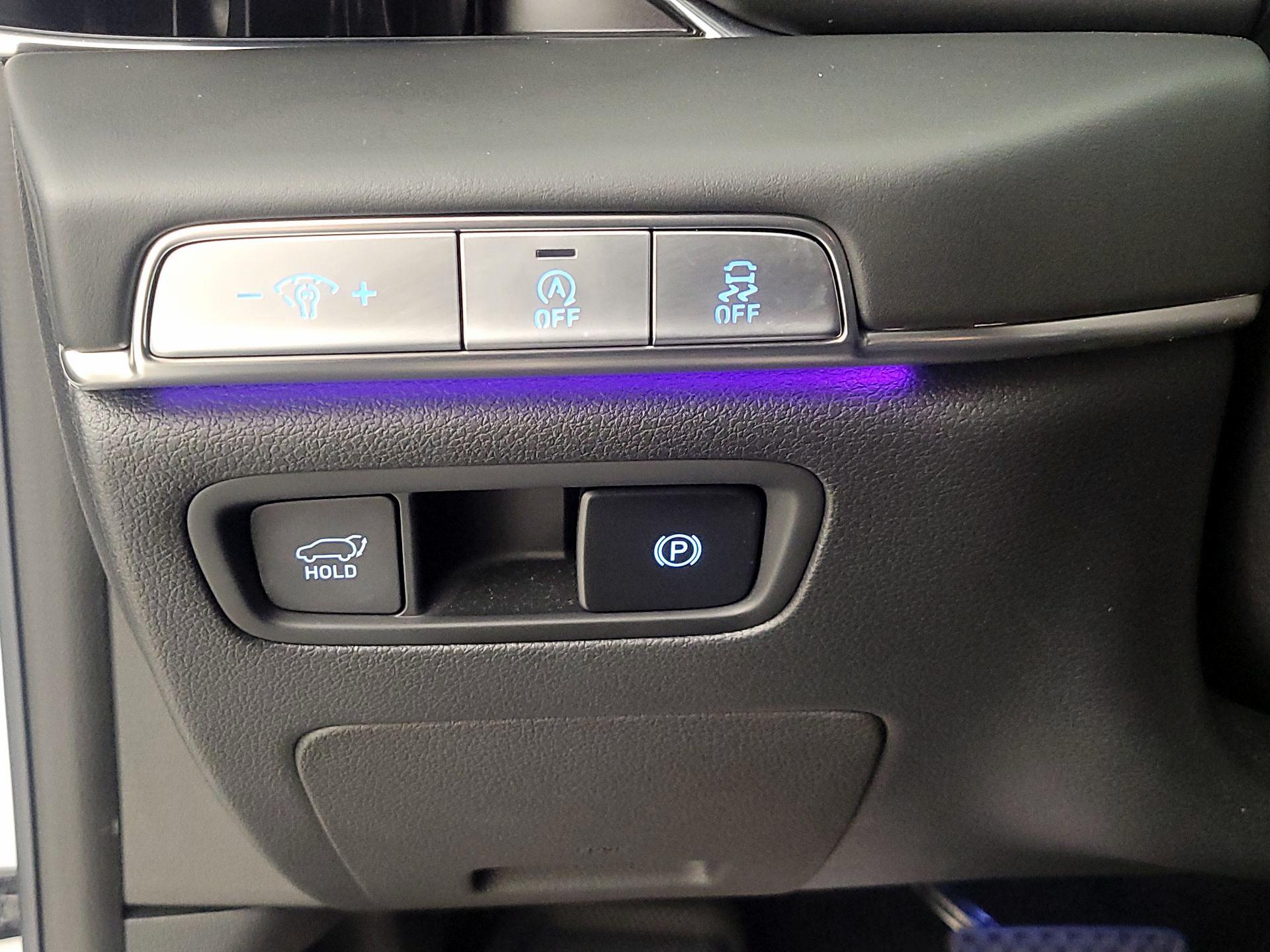 Thumbnail: 2024 Genesis GV80 - 13