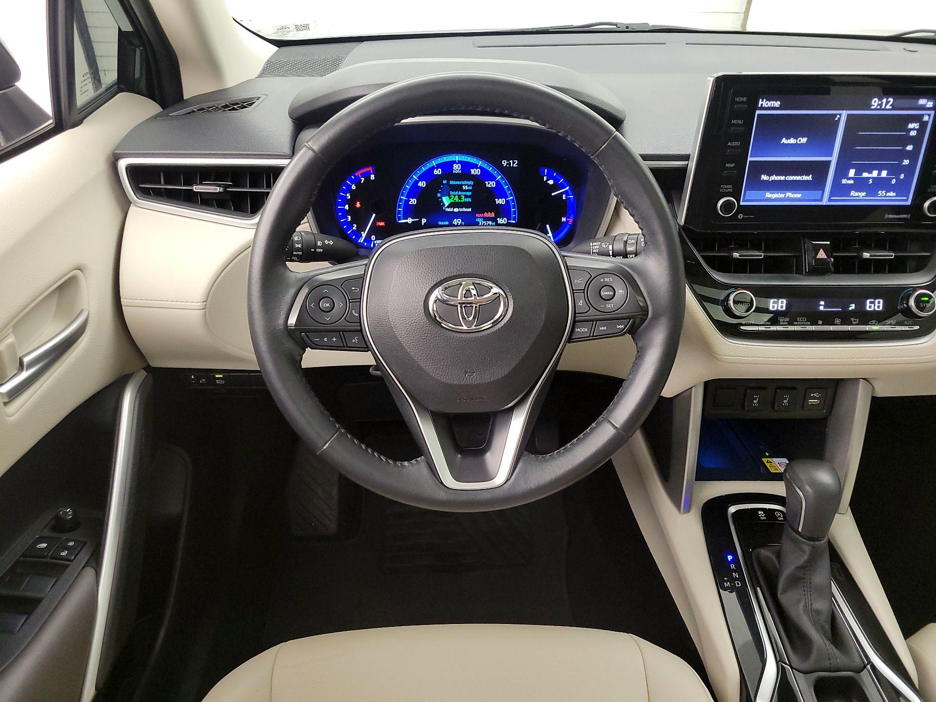 Thumbnail: 2022 Toyota Corolla Cross - 10