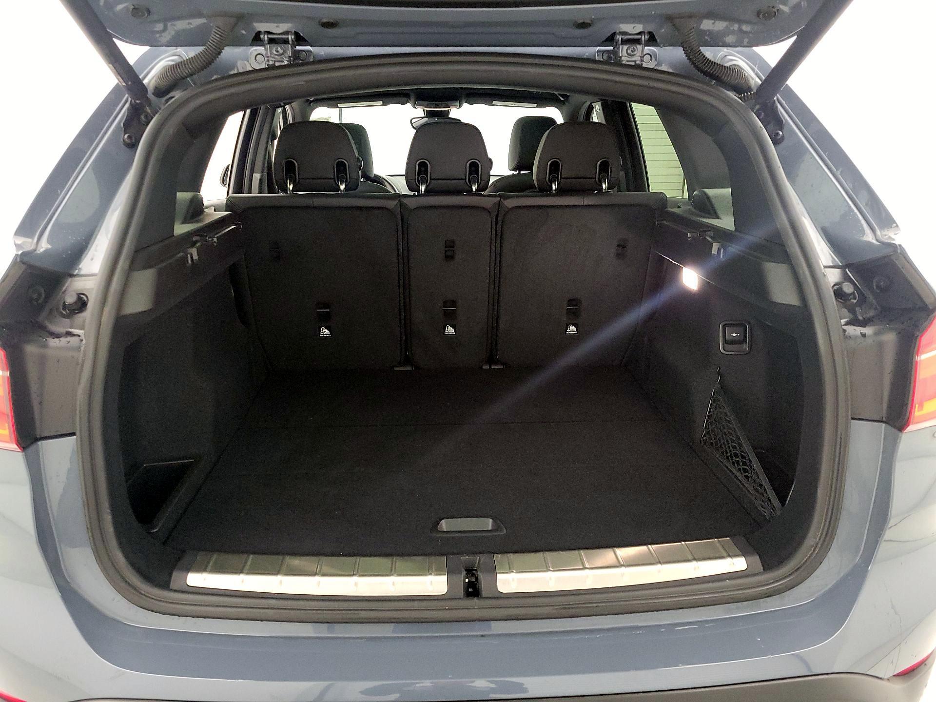 Thumbnail: 2021 BMW X1 - 20