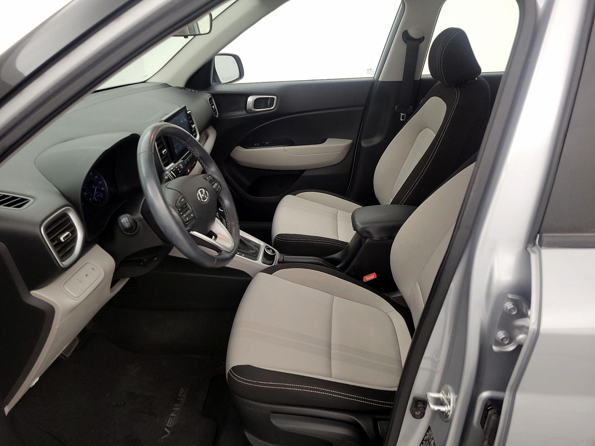 Thumbnail: 2020 Hyundai Venue - 11