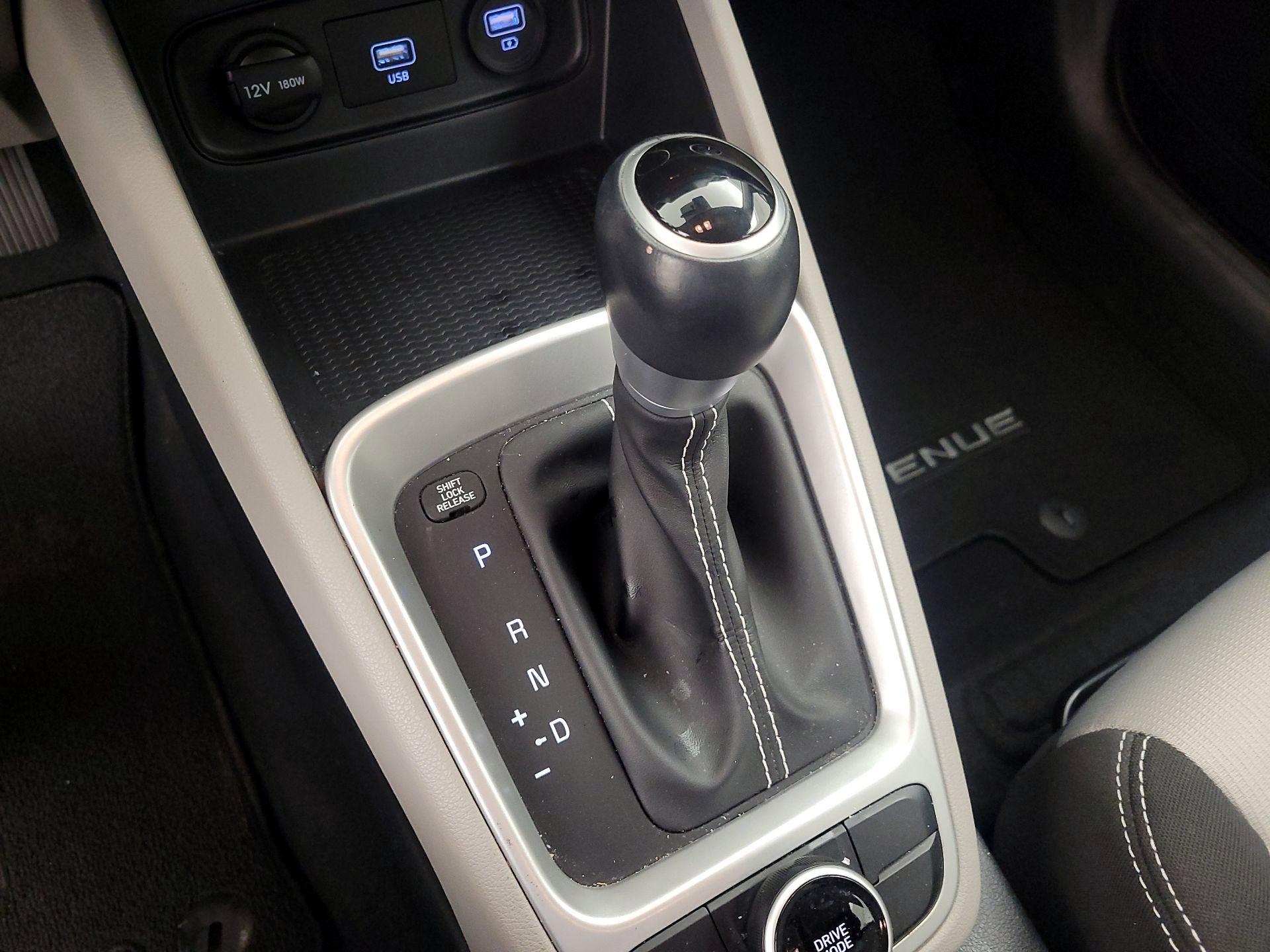 Thumbnail: 2020 Hyundai Venue - 17