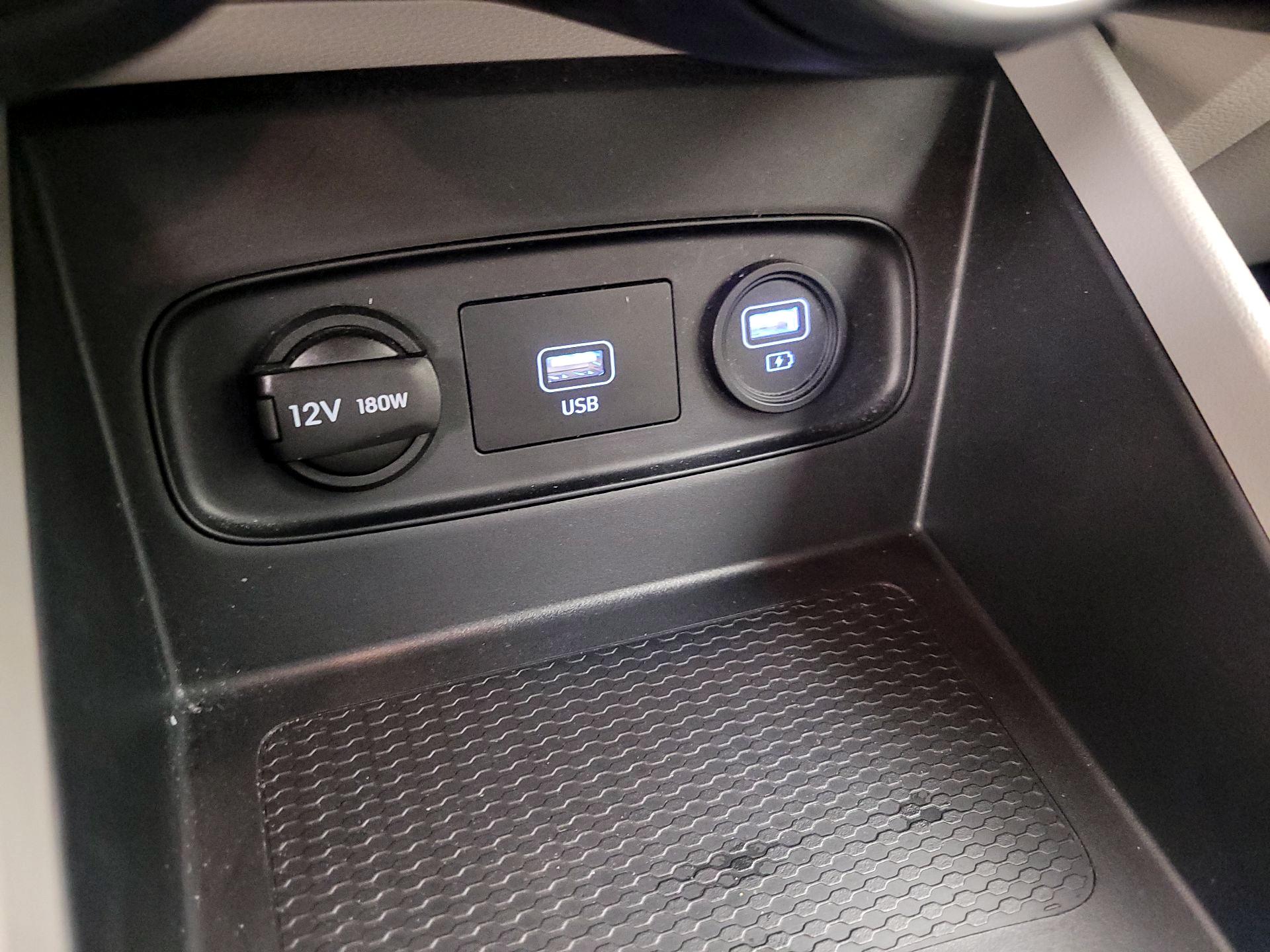 Thumbnail: 2020 Hyundai Venue - 18