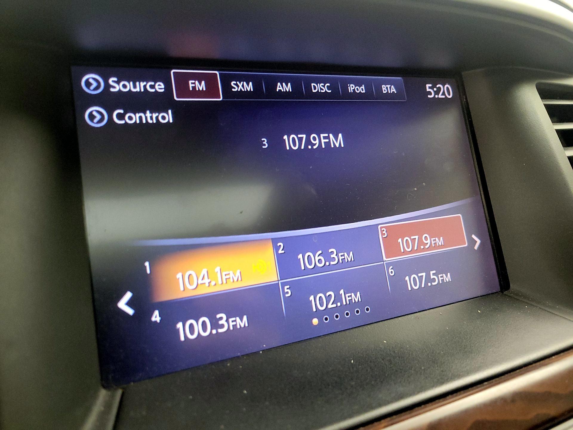 Thumbnail: 2018 Nissan Pathfinder - 16